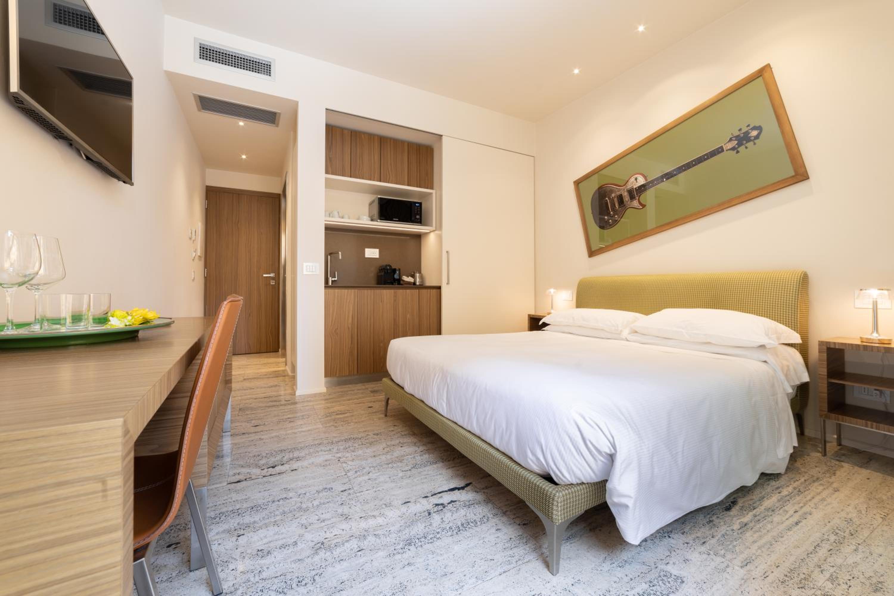hotel room