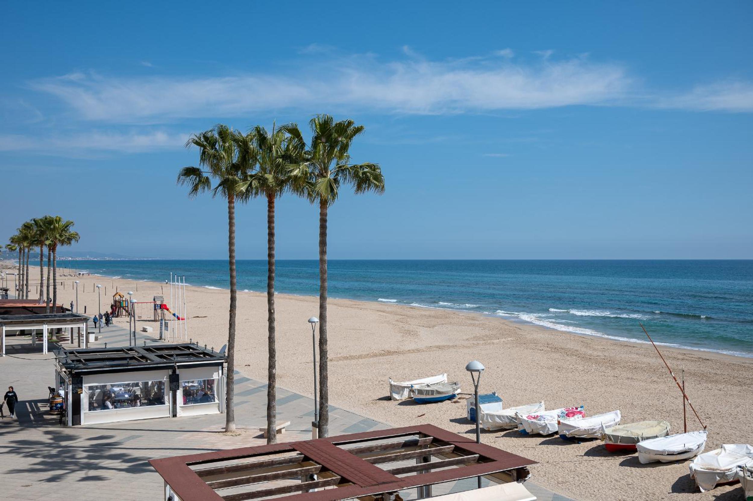 AT172 Baix a Mar view 5
