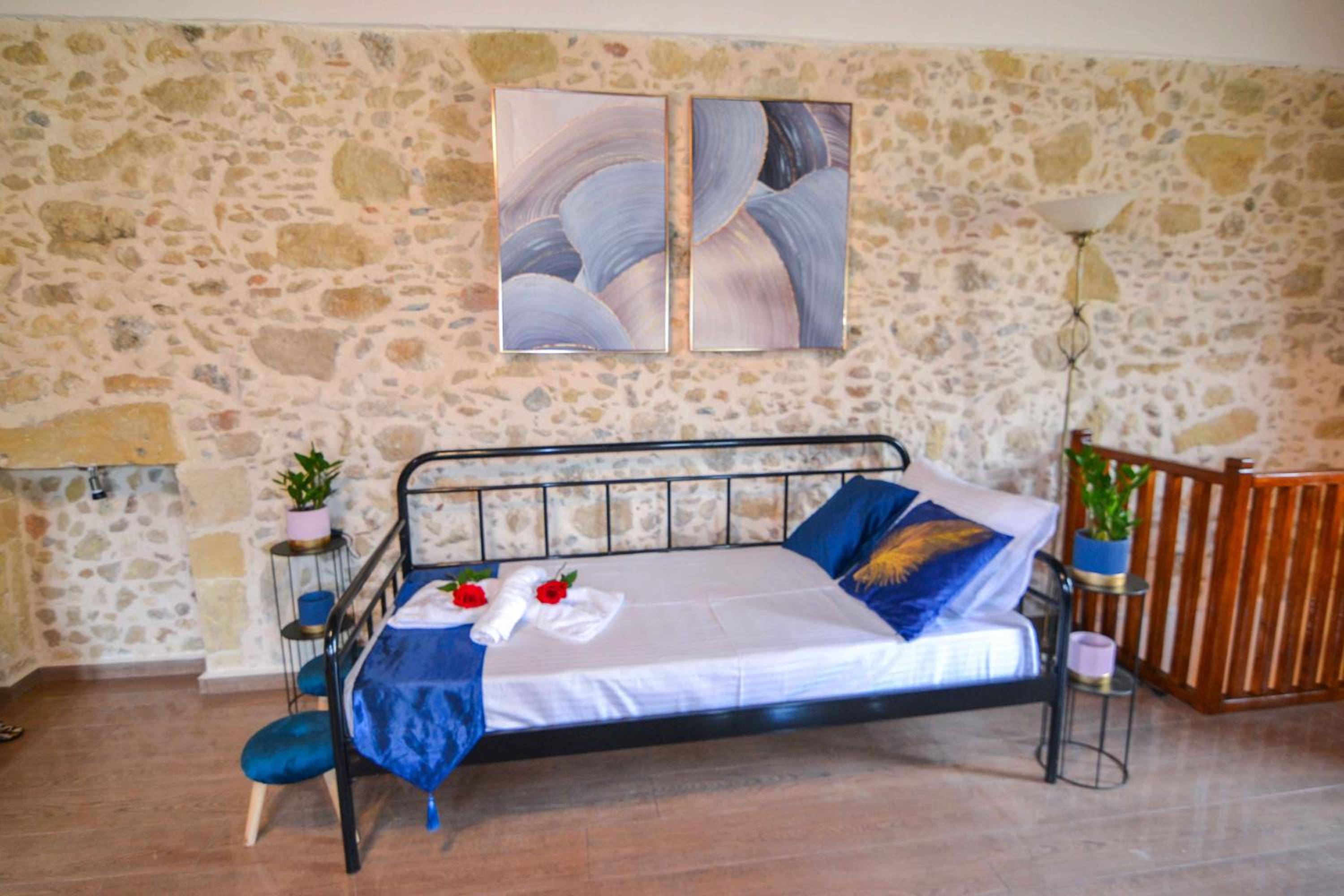 Villa Anastasia Luxe with Top WiFi, BBQ & Amazing Views view 4