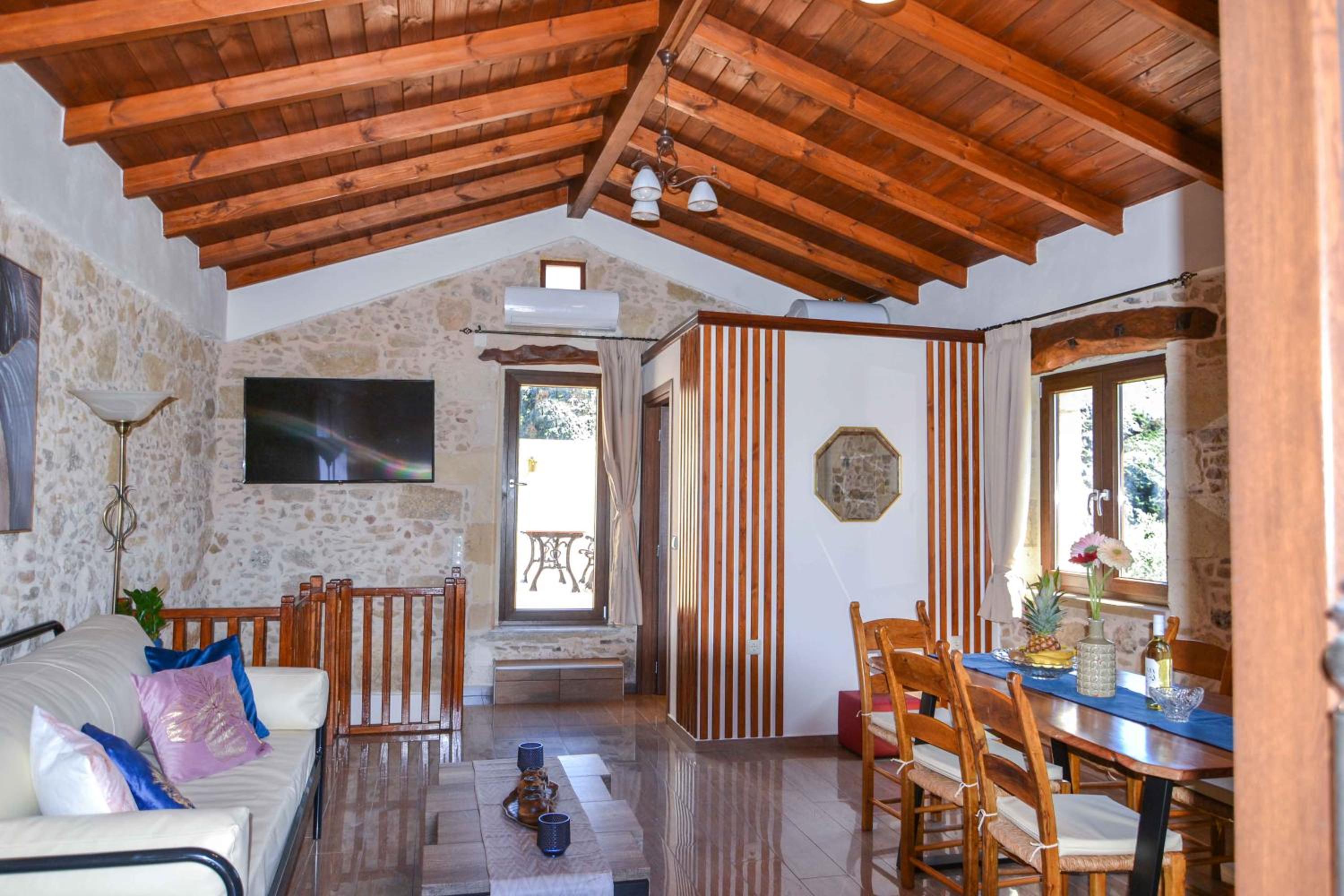 Villa Anastasia Luxe with Top WiFi, BBQ & Amazing Views view 2