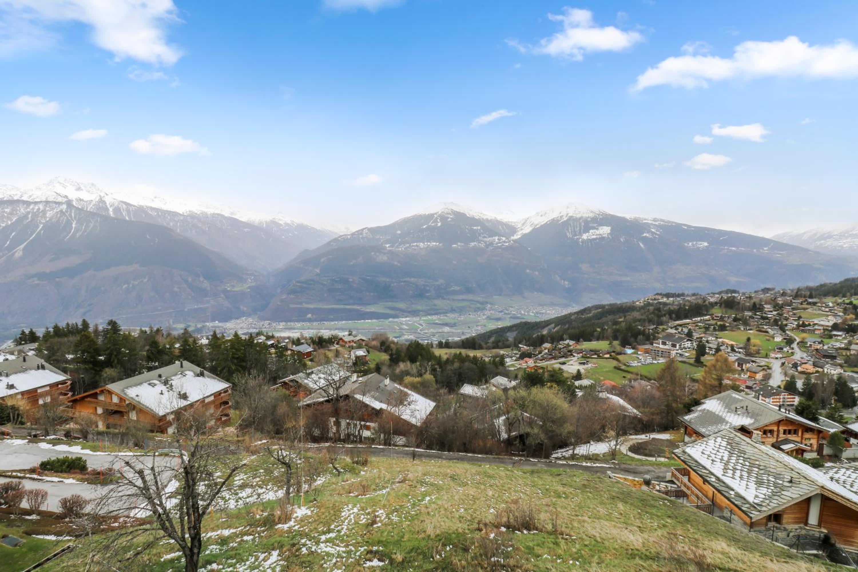Logement avec vue spectaculaire sur les montagnes