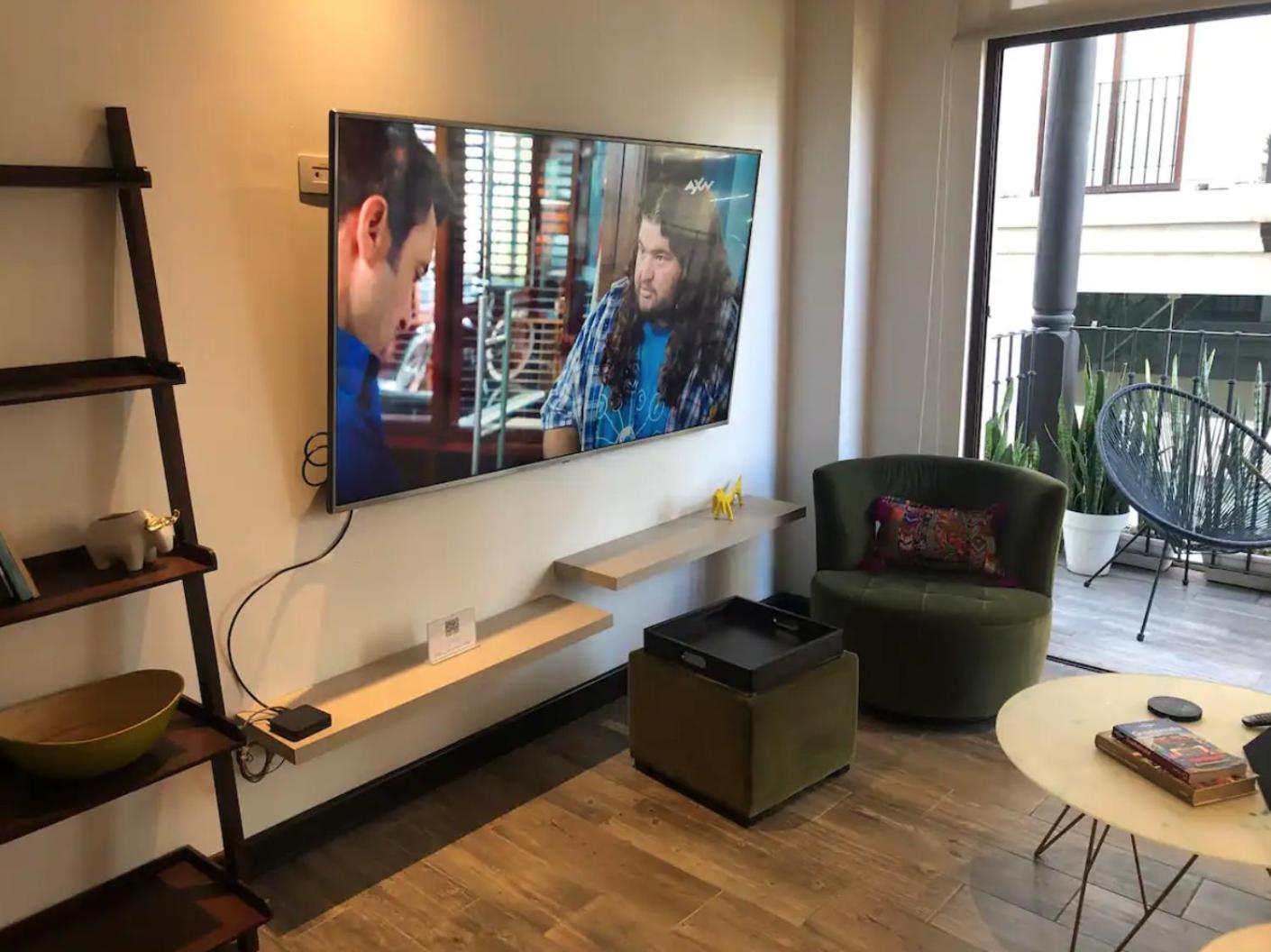 L1B 202 - Boutique apartamento en Cayalá para 4 huéspedes view 5