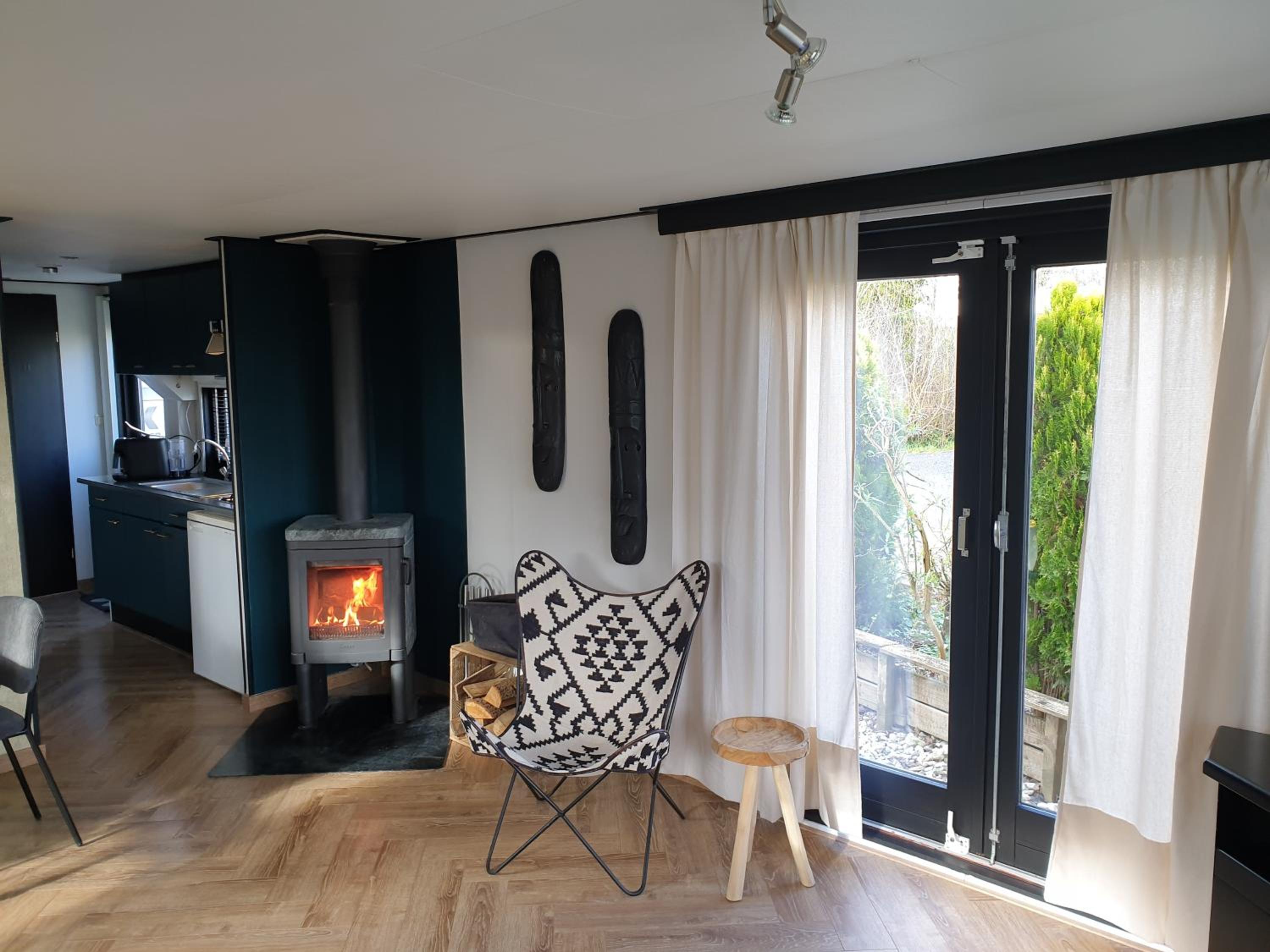 Vintage chalet Fereale II view 3