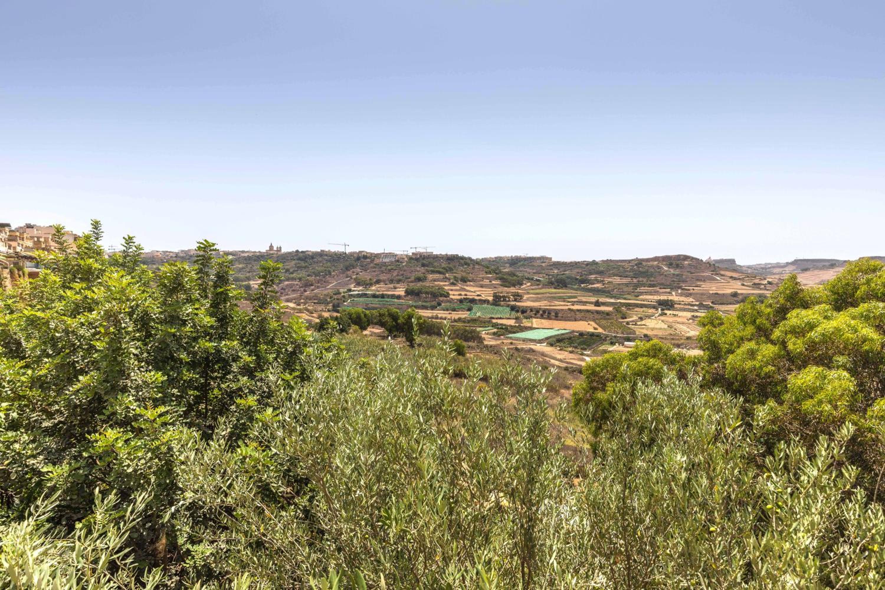 Ta Guljetta Villa Sleeps 8 with Pool view 2