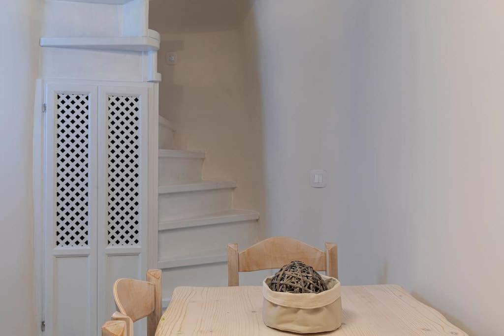 Aleanna Traditional Villa Fira