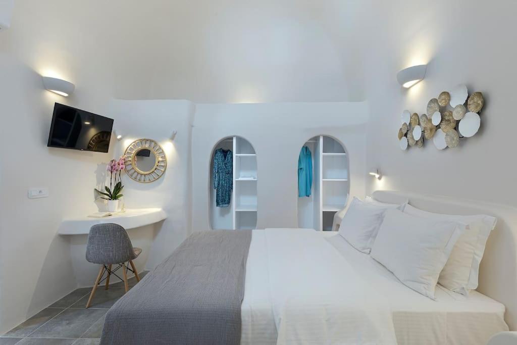 Aleanna Traditional Villa Fira