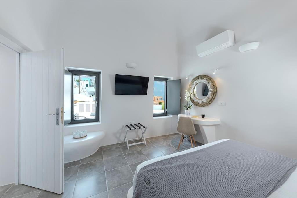Aleanna Traditional Villa Fira