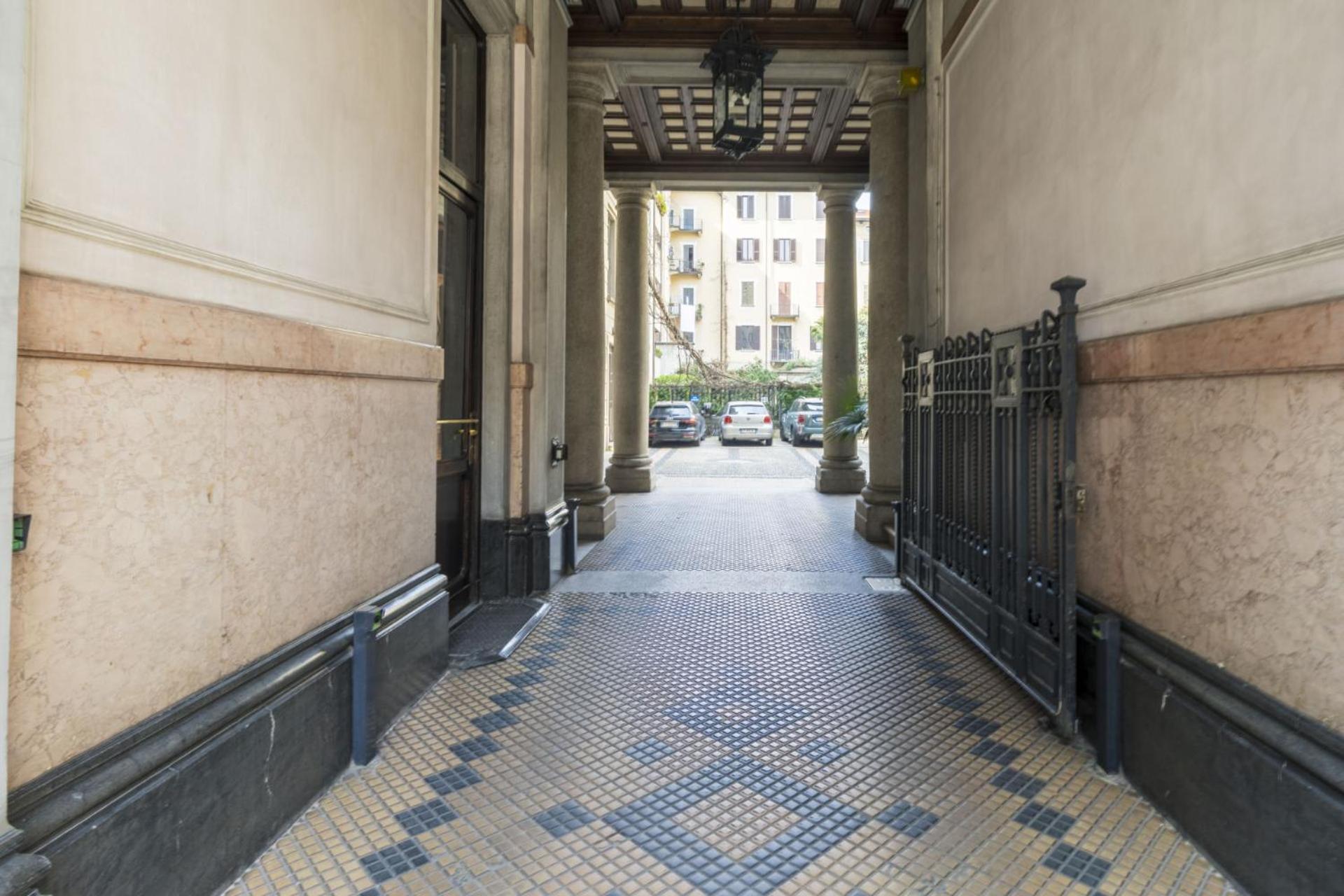 Easylife - Milano - Carducci 22 - Sant Ambrogio