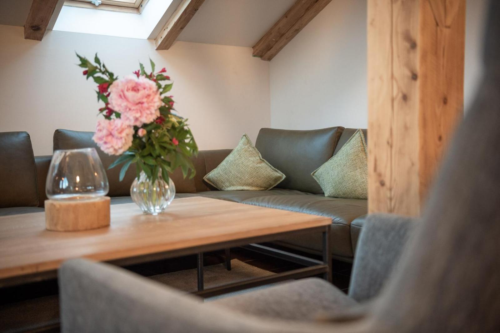 Forstgut - Premium Waldchalets und Lodge Suiten