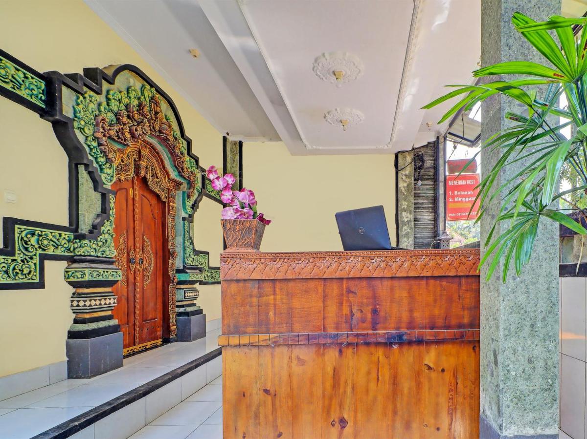 hotel reception