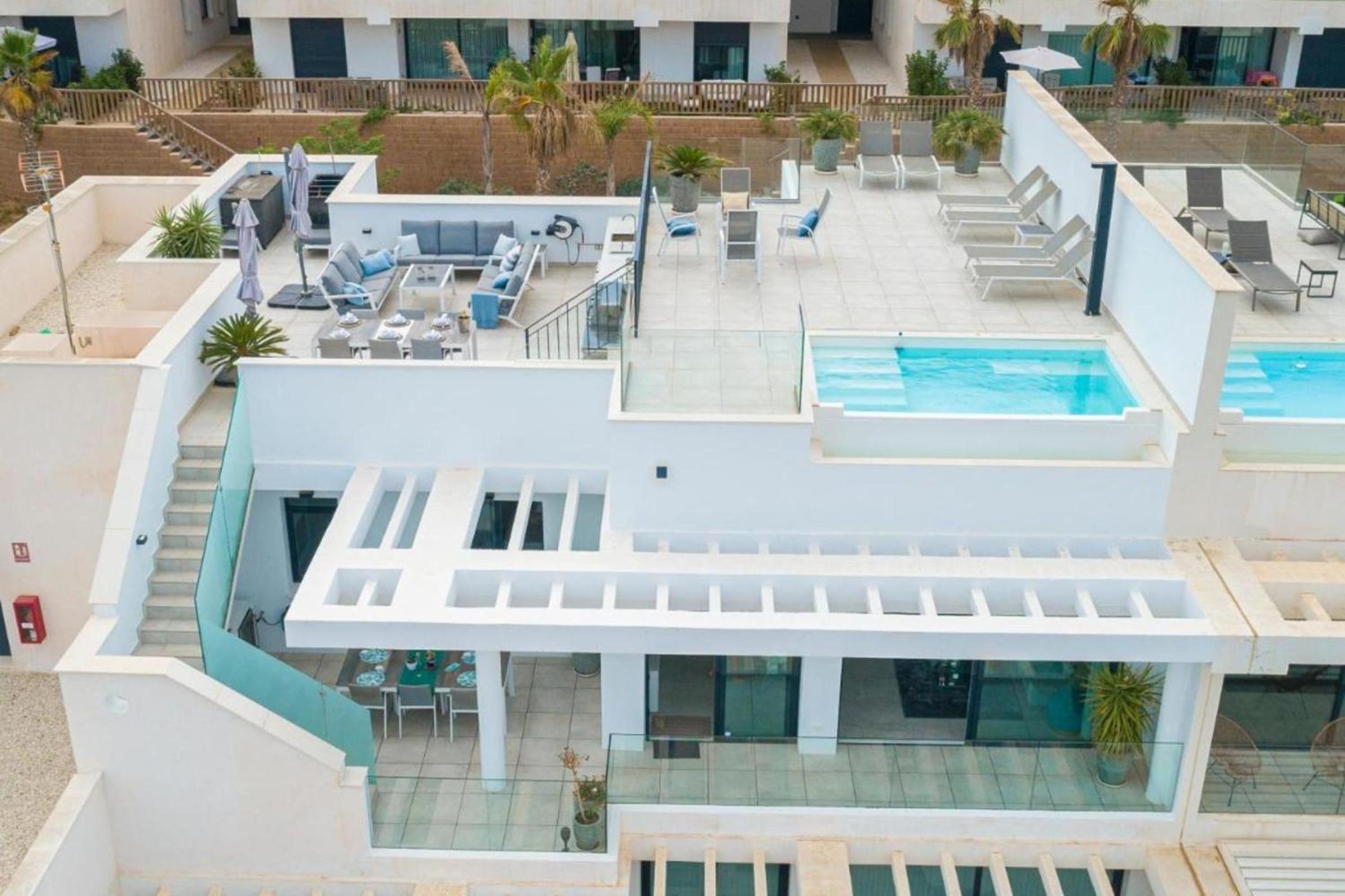 Hotel Luxurious penthouse in La Cala Casa Banderas - 3 Golf Facilites close by! - Image 1