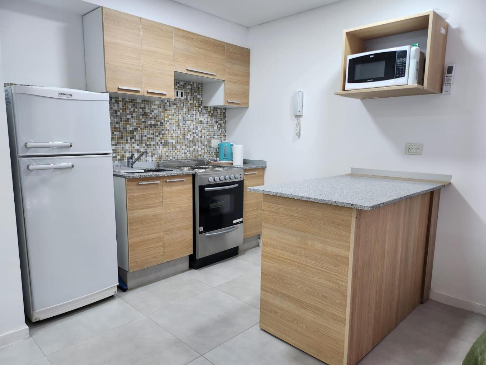 Dptos amoblados NQN - Excelente ubicacion- ZONA CENTRO