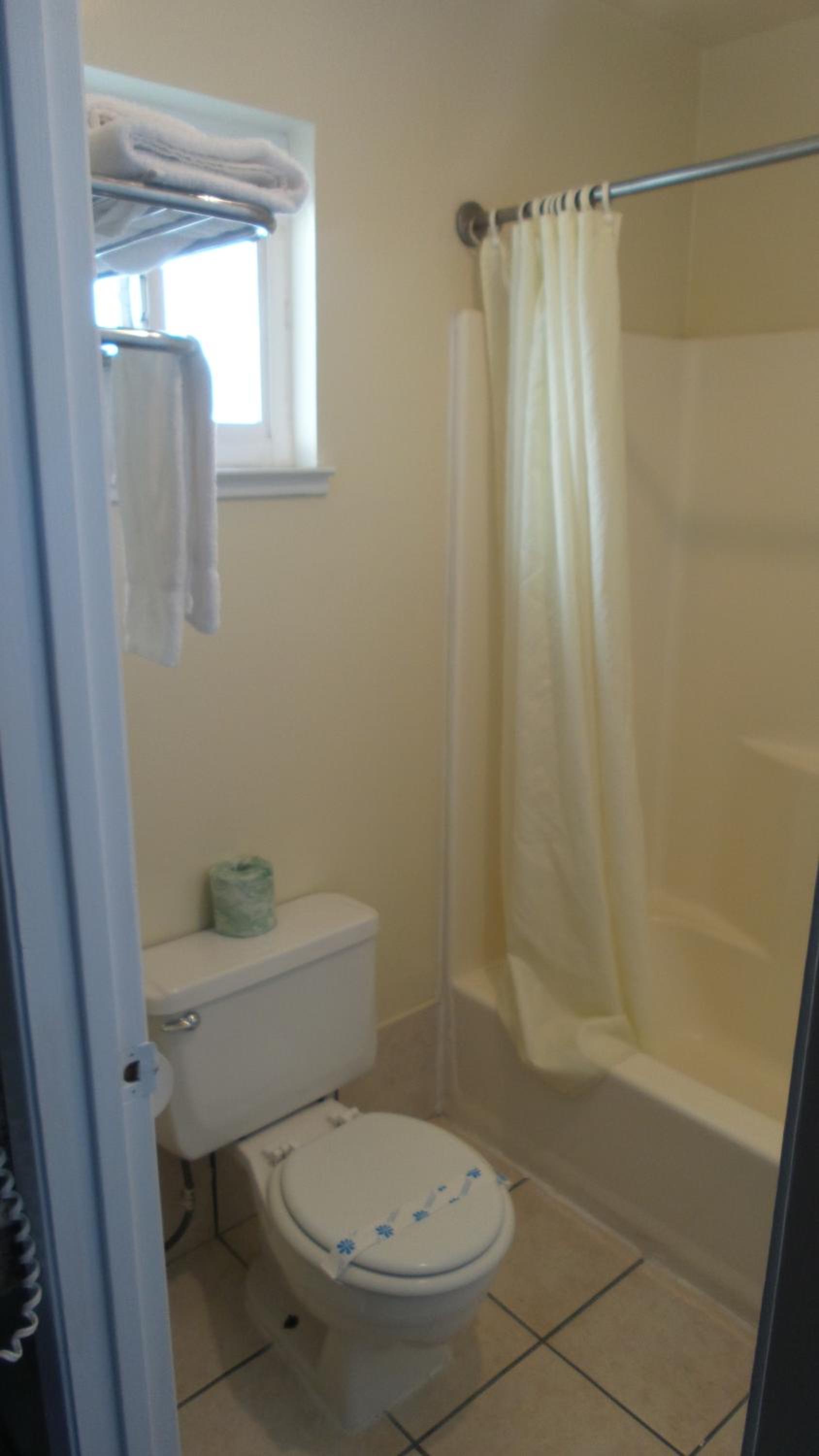 Holiday Motel Oakdale - Property Image 25