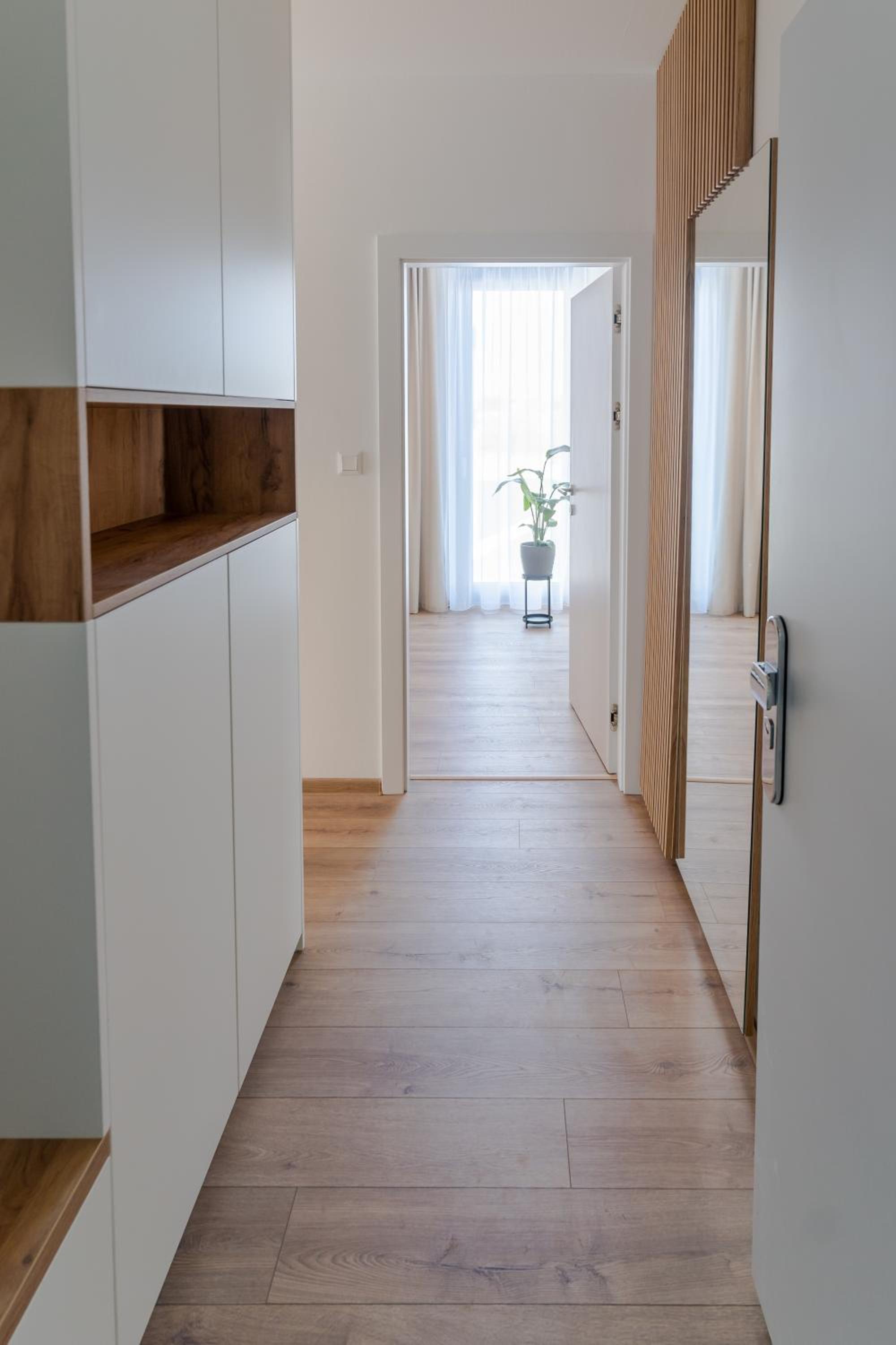 Avocado apartment Victory port