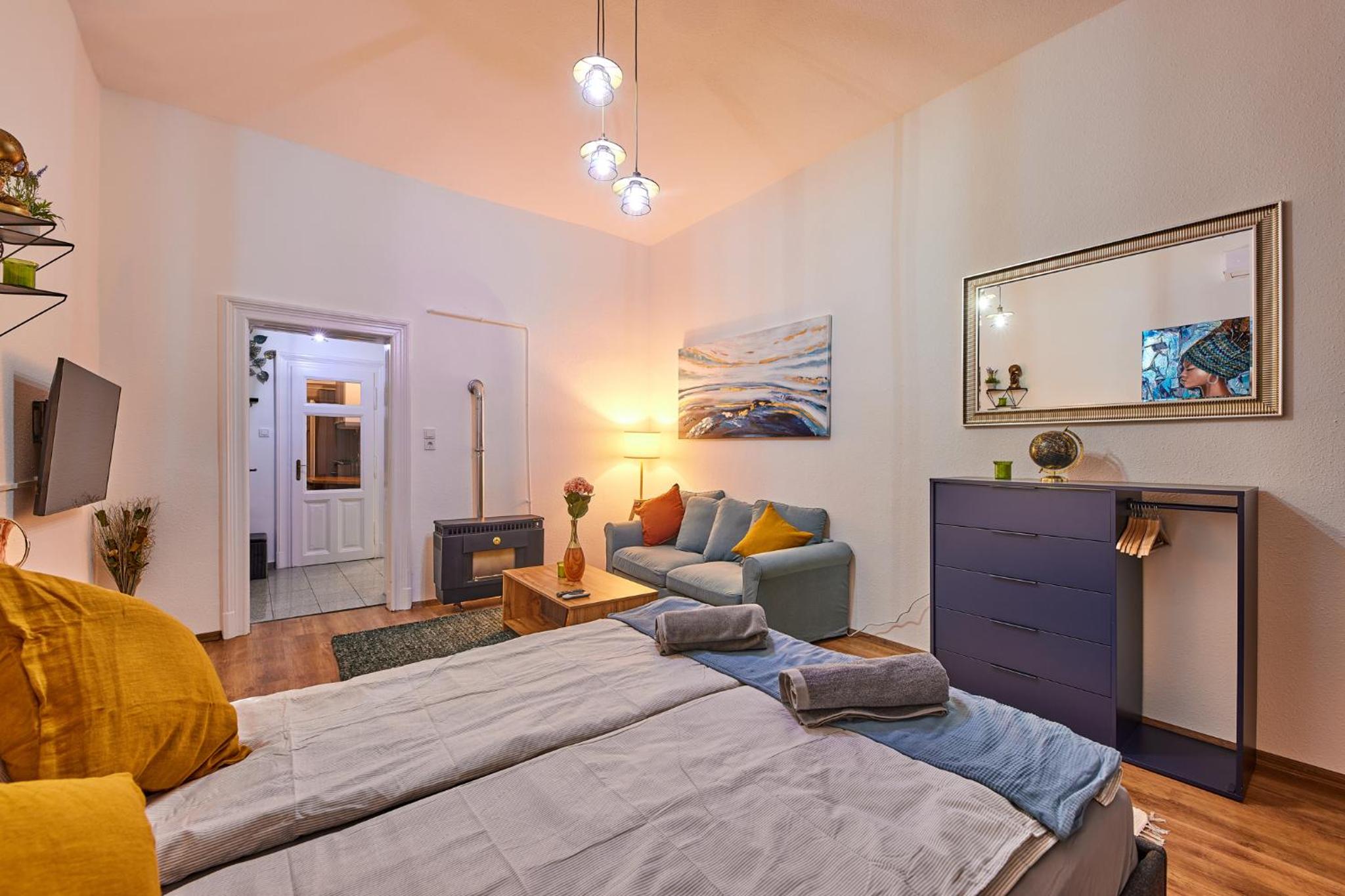 Uhu's Golden Soho Residence view 2