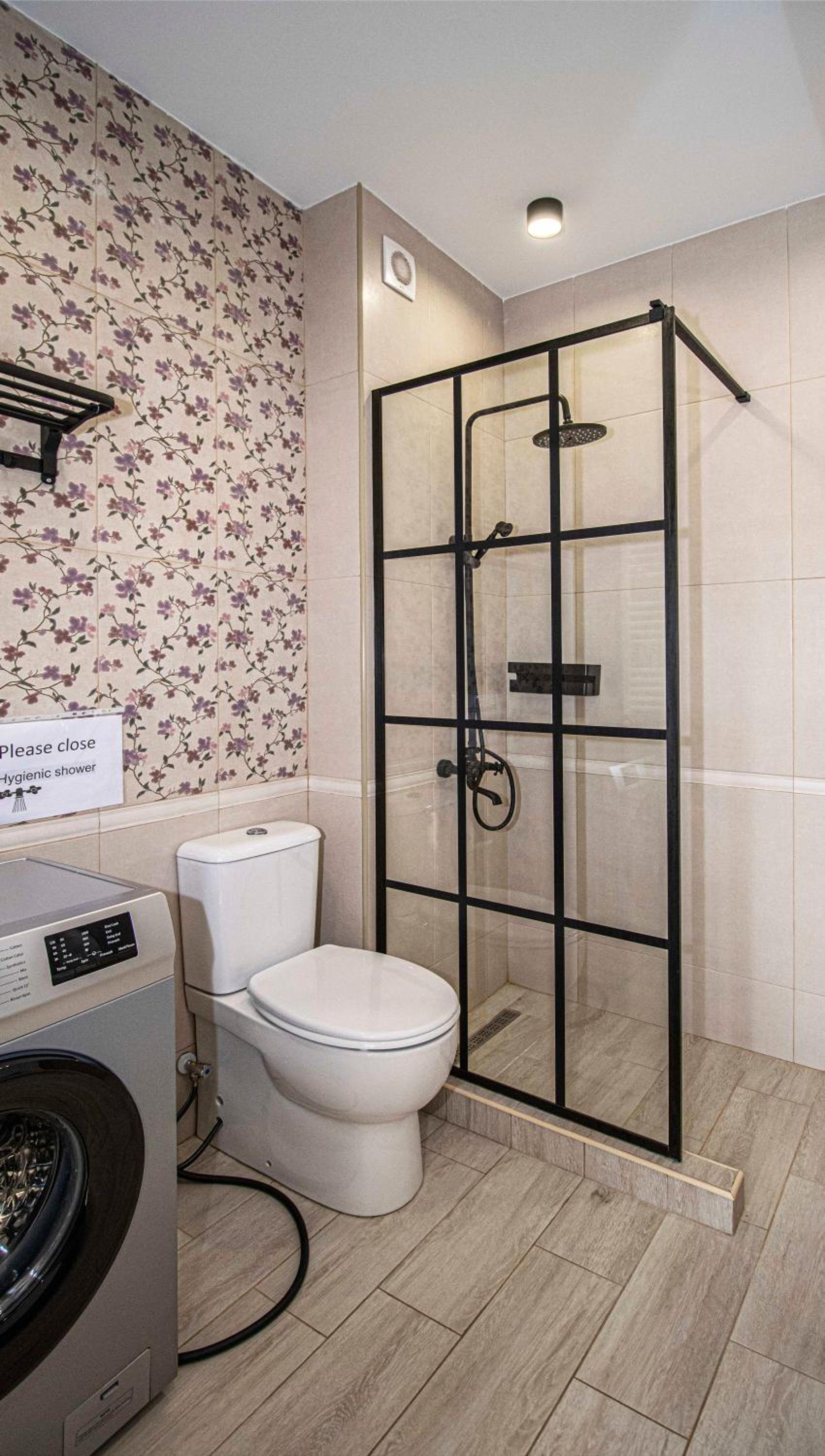 Stylish Apartment At Rustaveli Avenue view 4