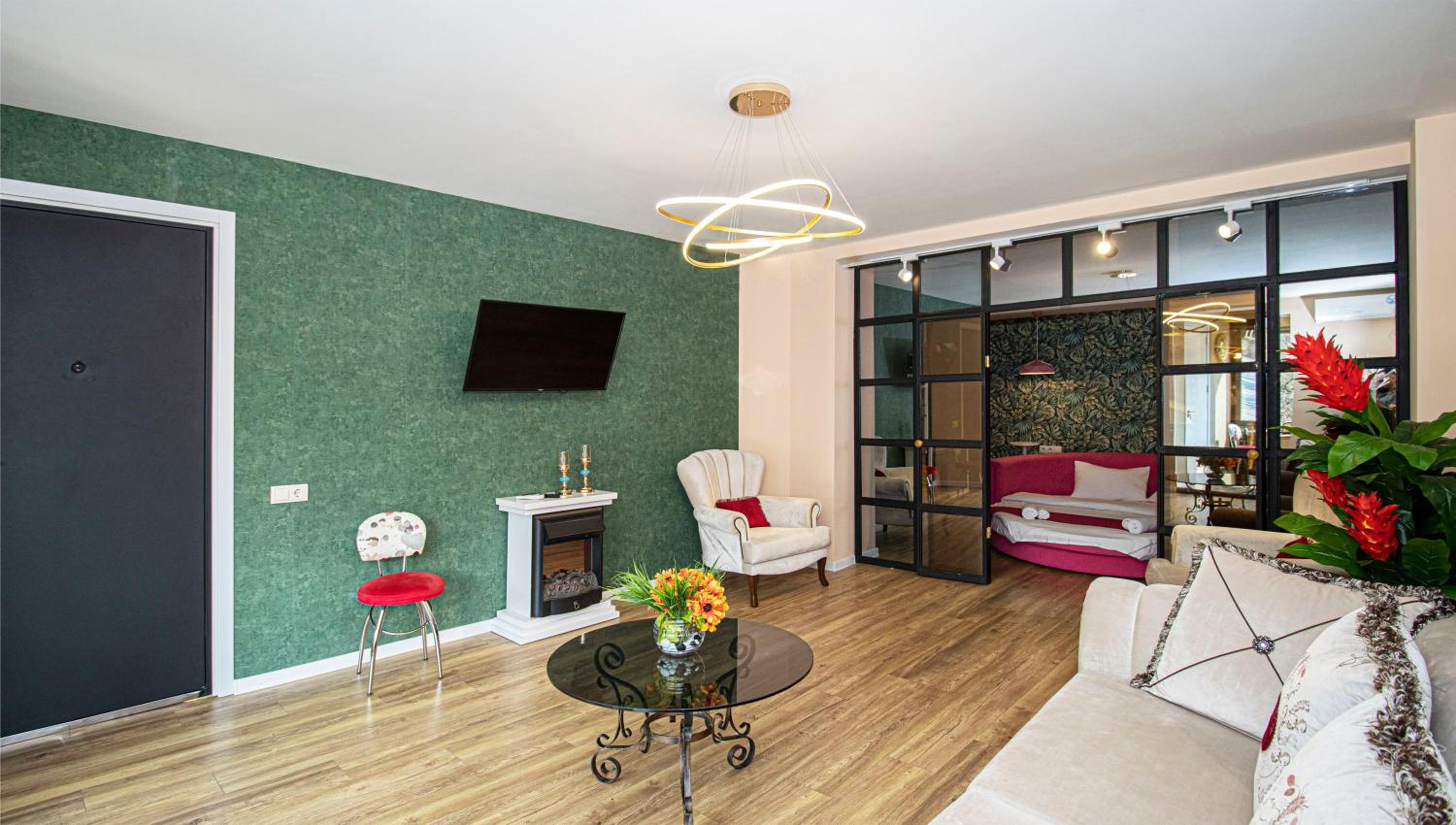 Stylish Apartment At Rustaveli Avenue view 5
