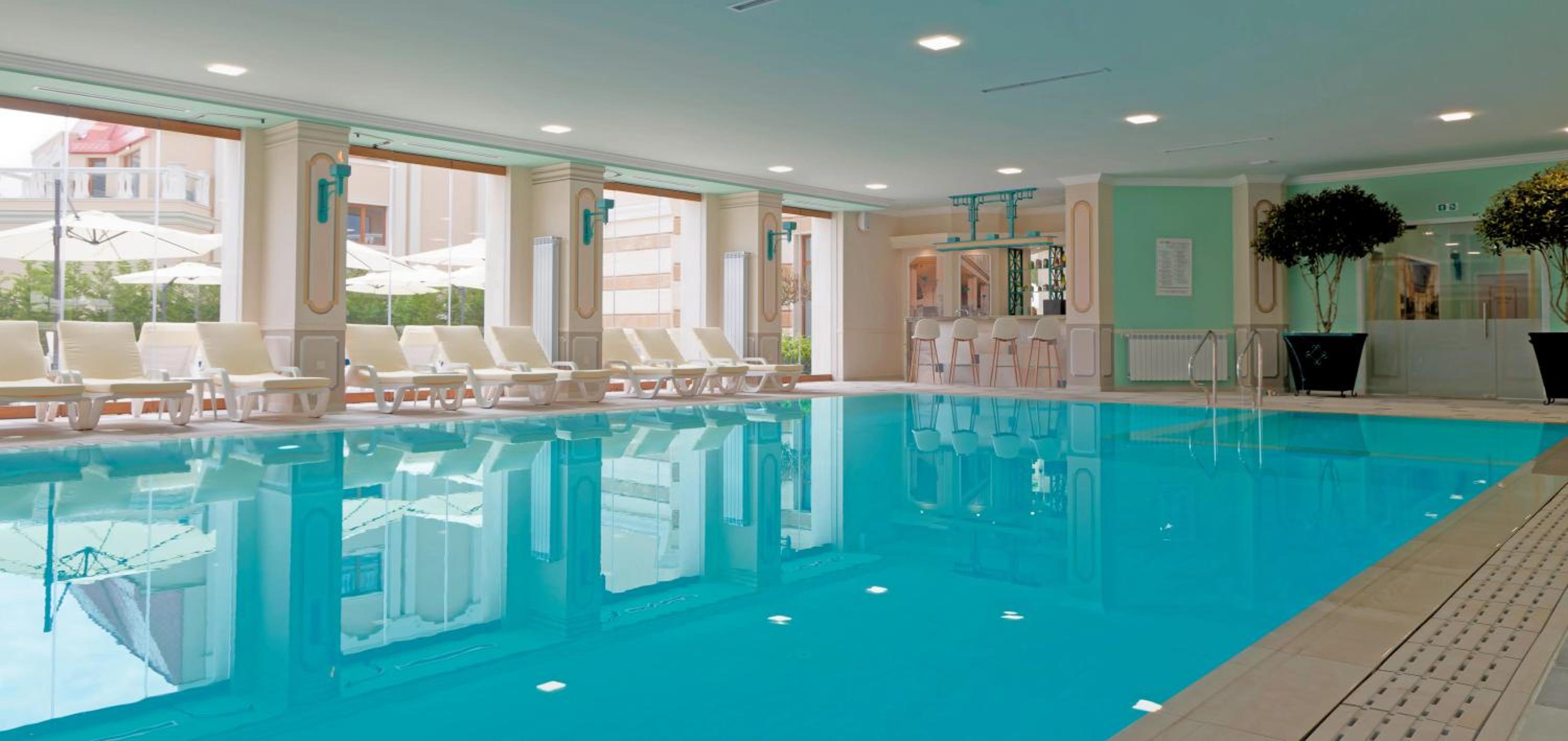 La Mer flat 9 parking and beach access
