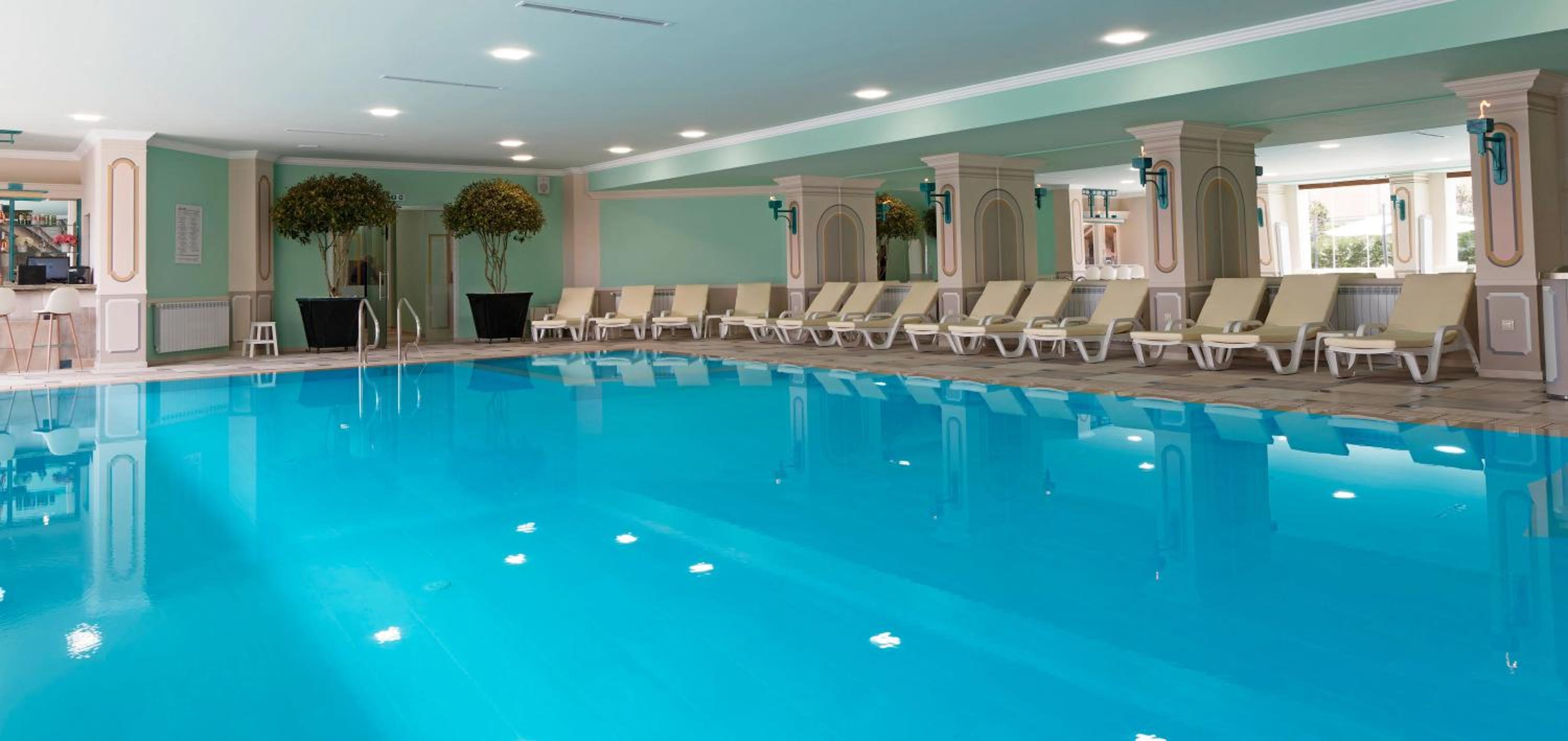 La Mer flat 9 parking and beach access