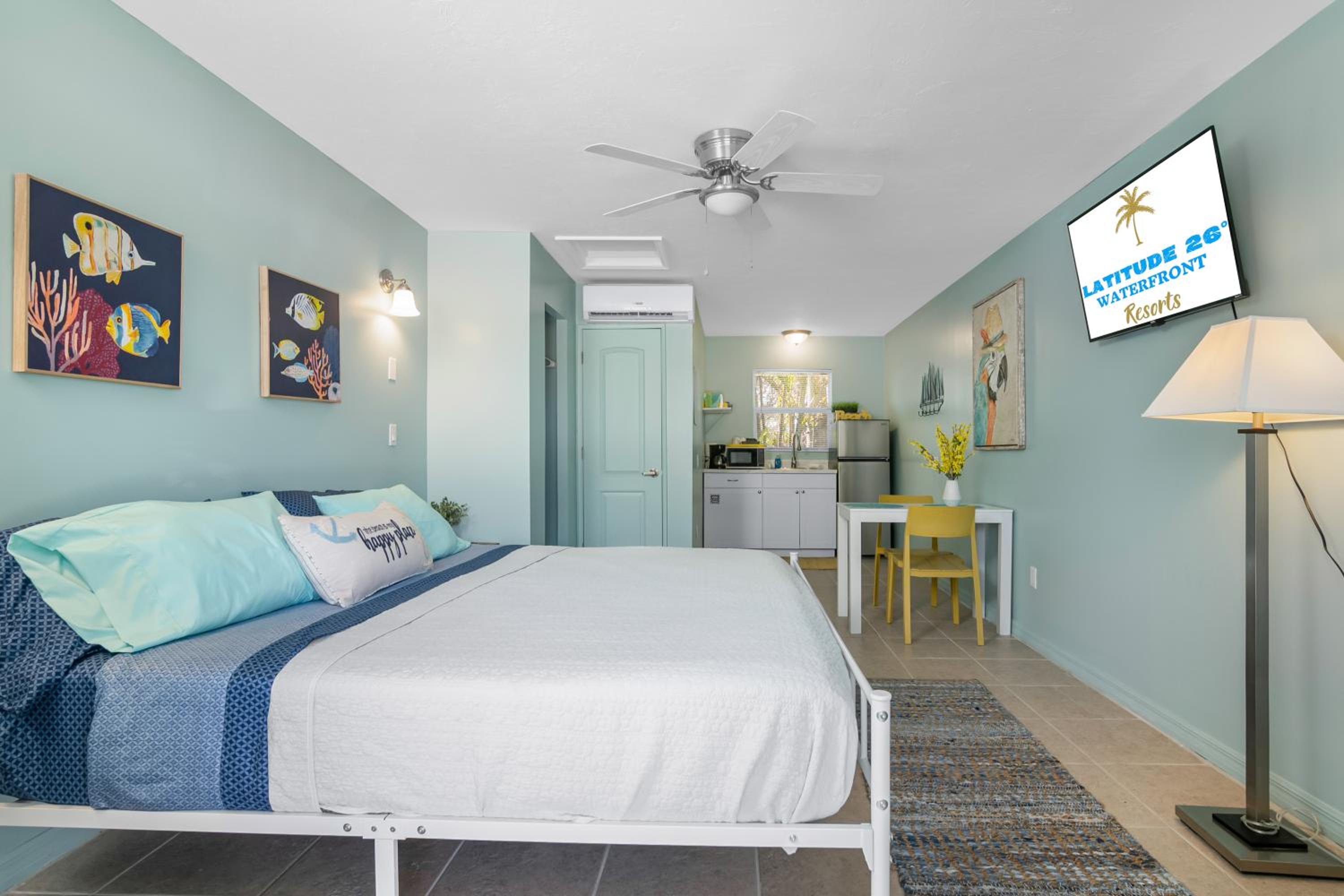 Latitude 26 Waterfront Boutique Resort - Bonita Springs