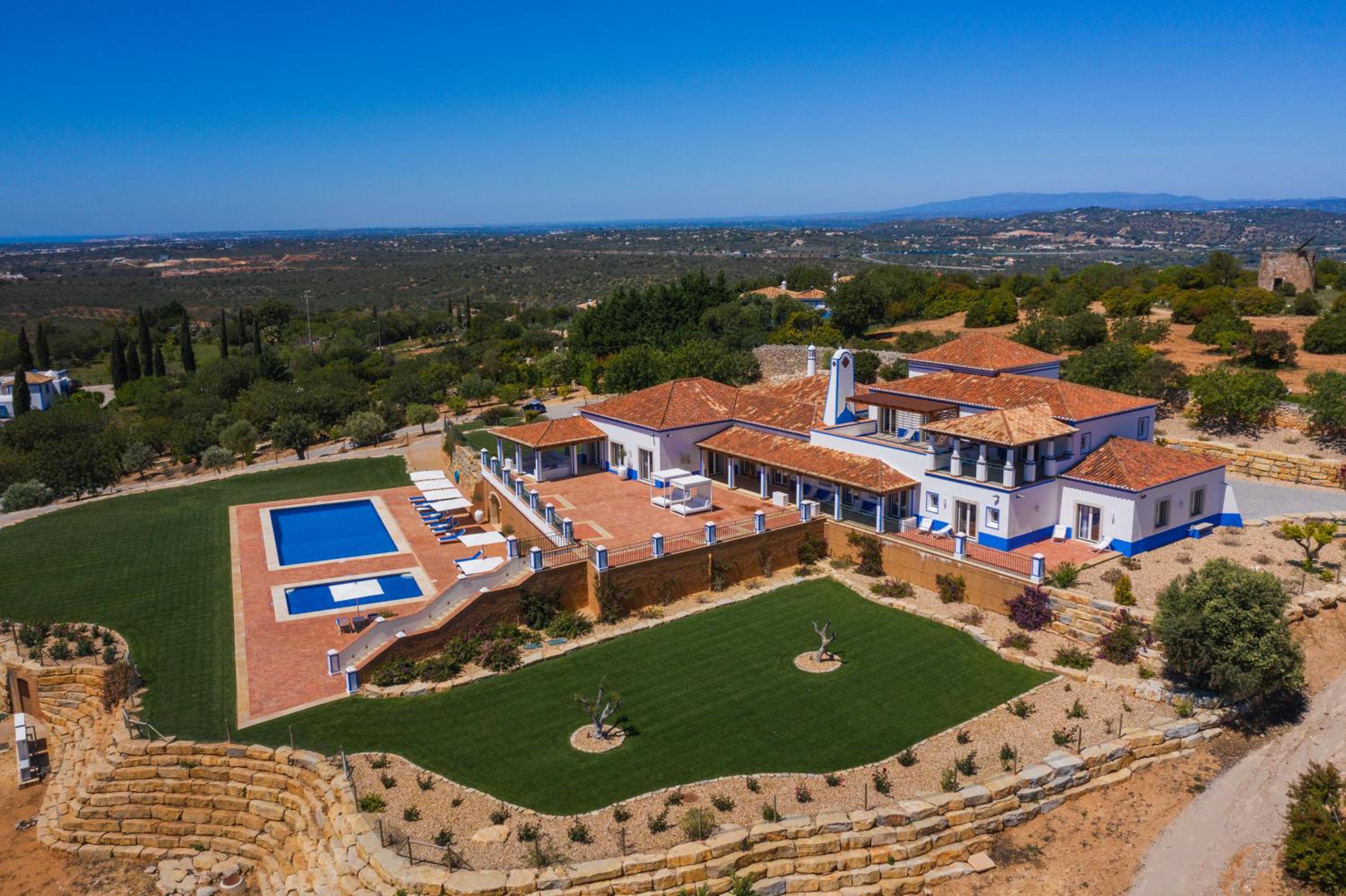 Shantivillas Malhão view 5