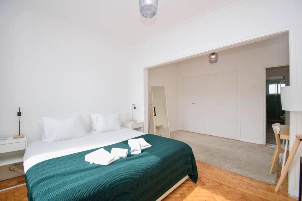 Cozy and Sunny Family Apartment view 4