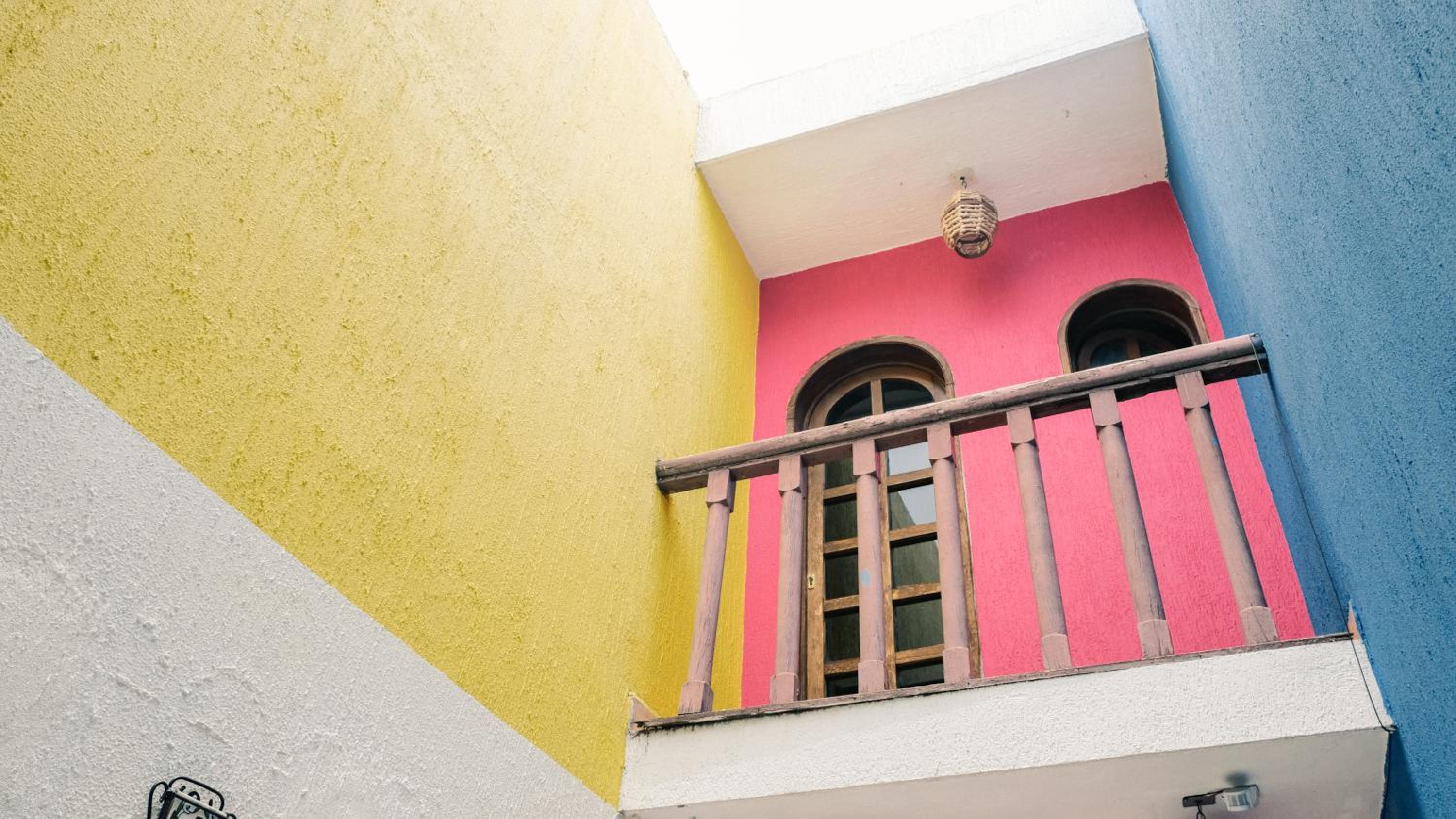 Casona Luciérnaga-Casa de Huéspedes Centro de León, Poliforum