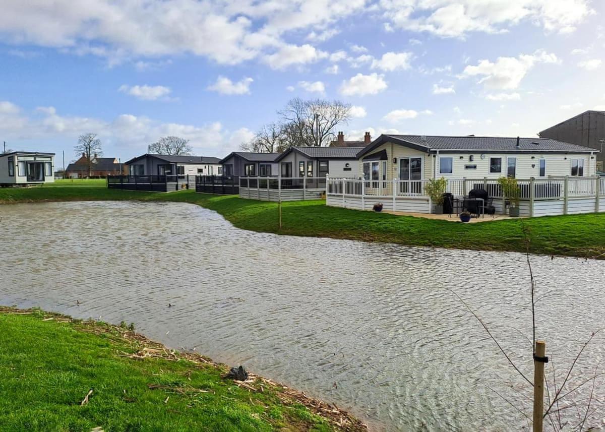Helsey Farm Cottages