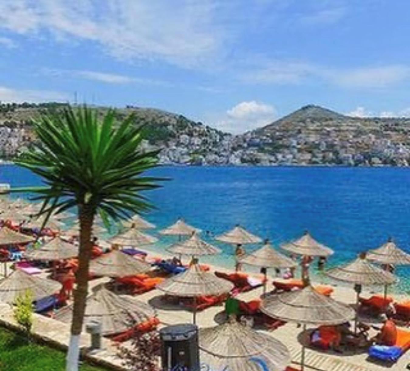 Luxury King and Queen apartment for Royal Holiday