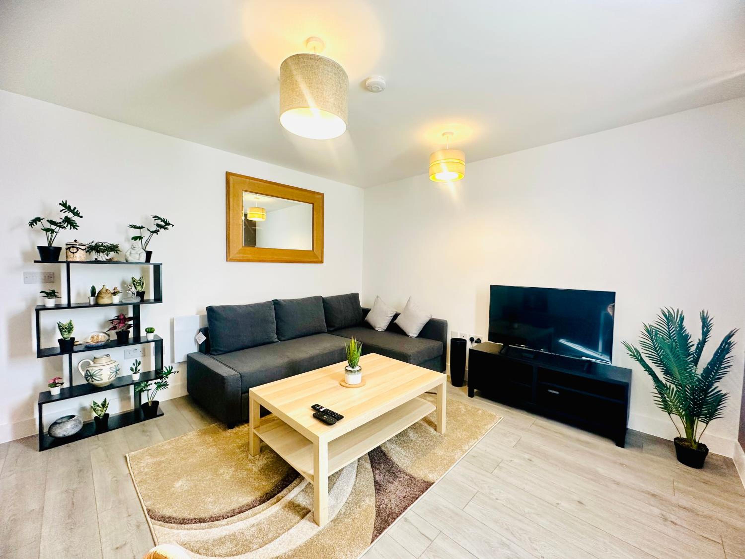 Hemel Apartments- Sunset retreat