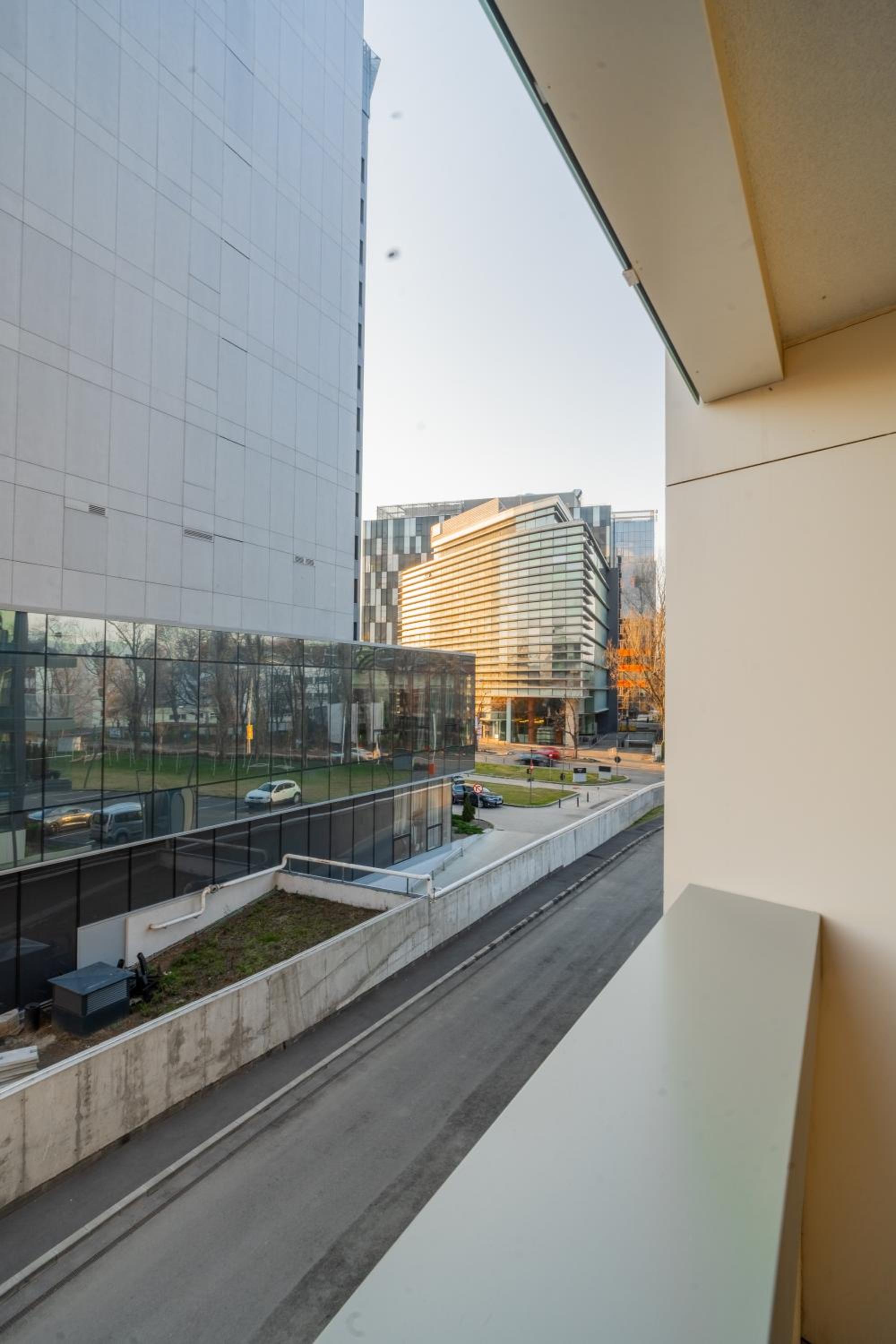 Designer Apartment in Aviatiei Tower