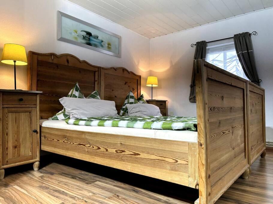 Romantische Ferienwohnung Marie - Historisches Flair und Infrarot-Sauna