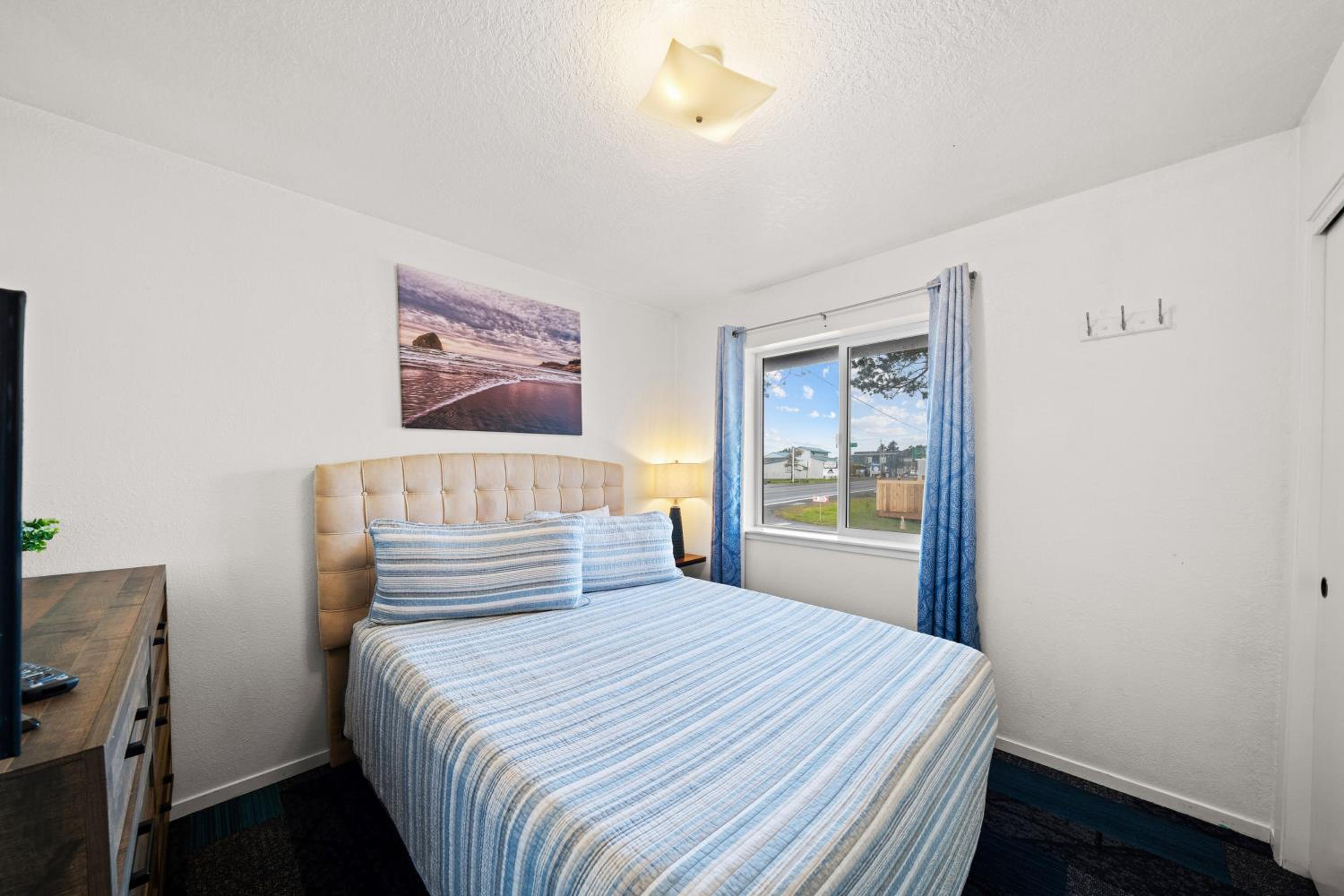 Surf & Sand Inn