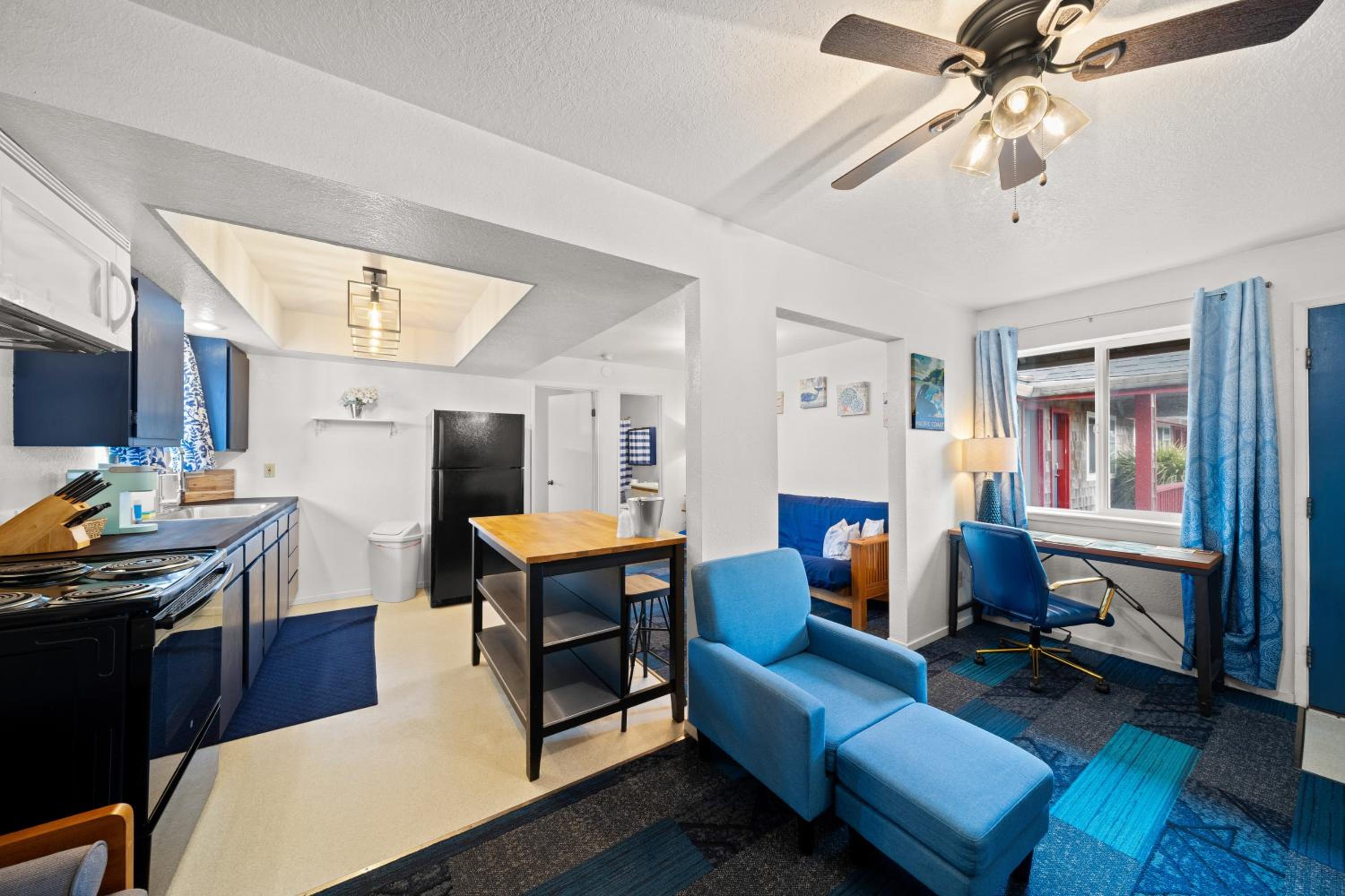 Surf & Sand Inn