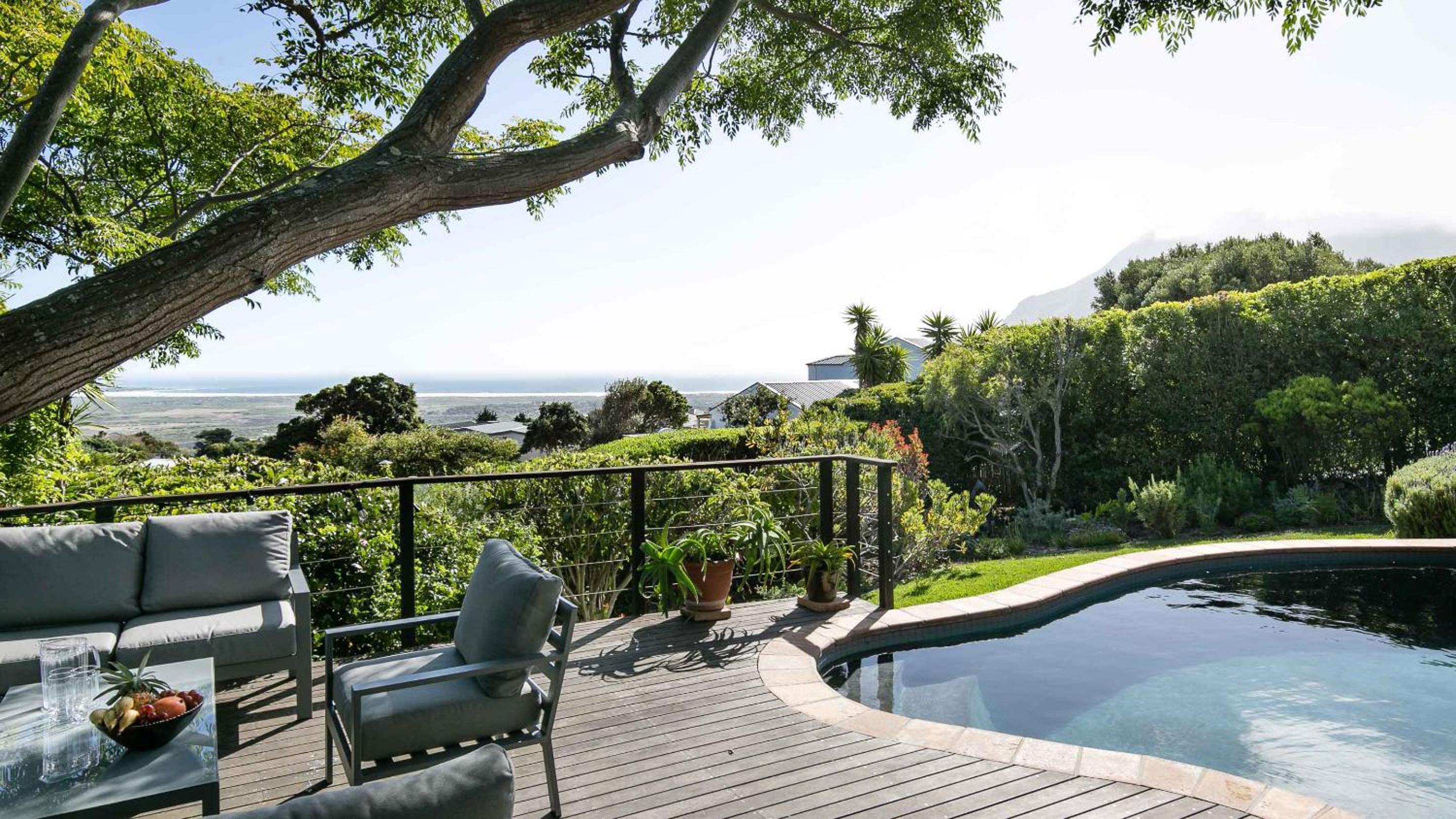 Noordhoek's Hidden Gem - backup power