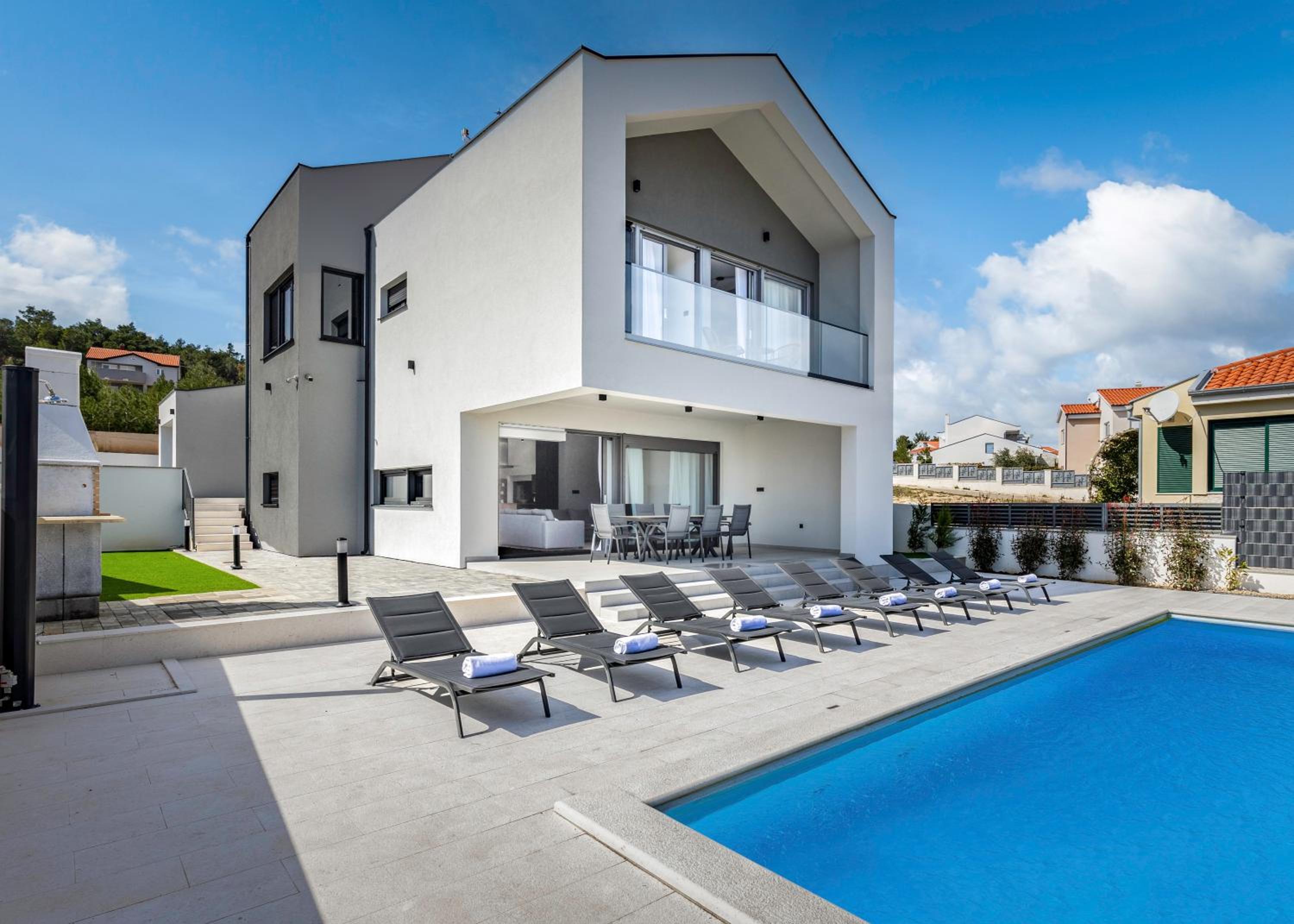 Villa Pine