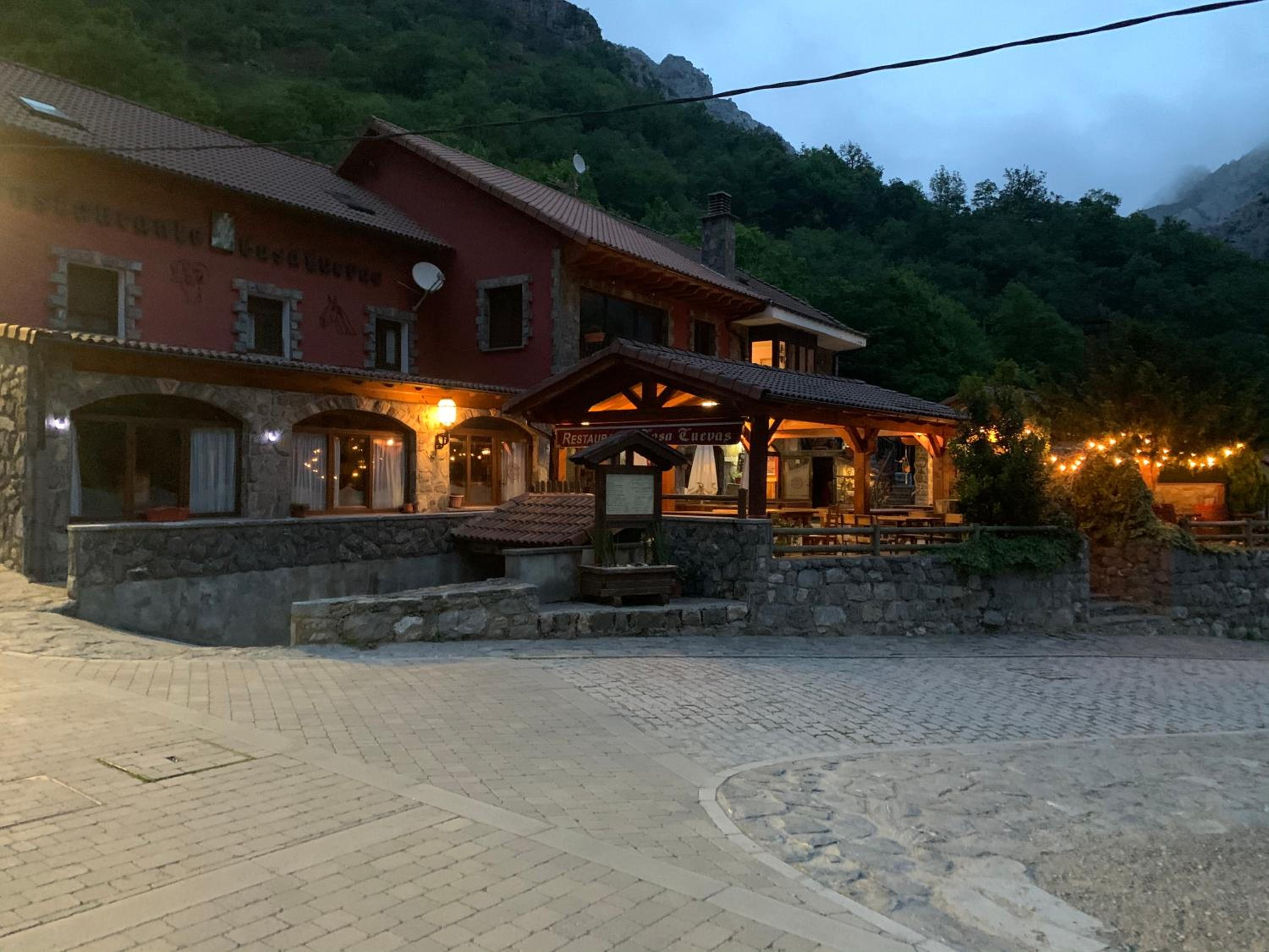 Casa Cuevas