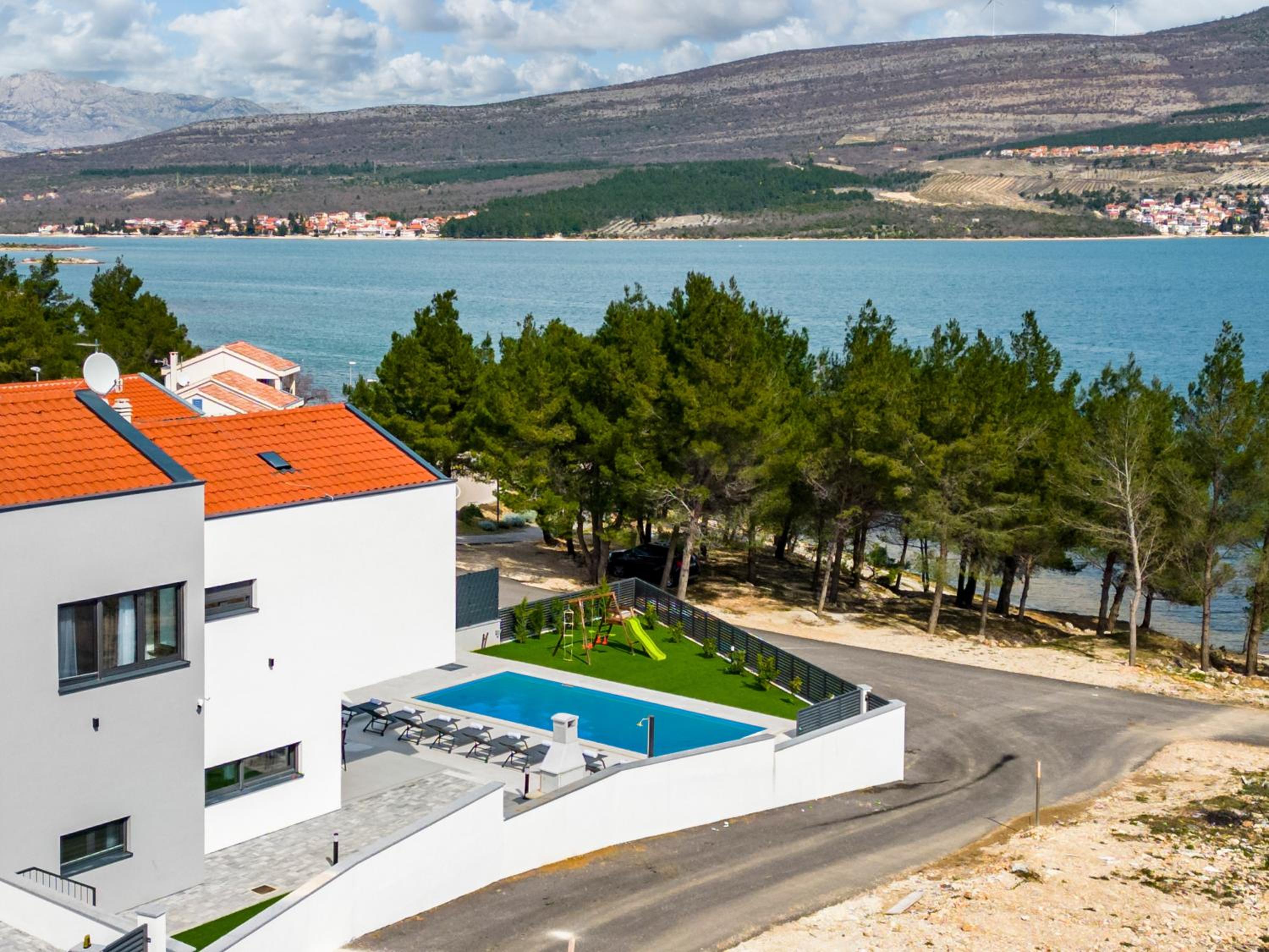 Villa Pine
