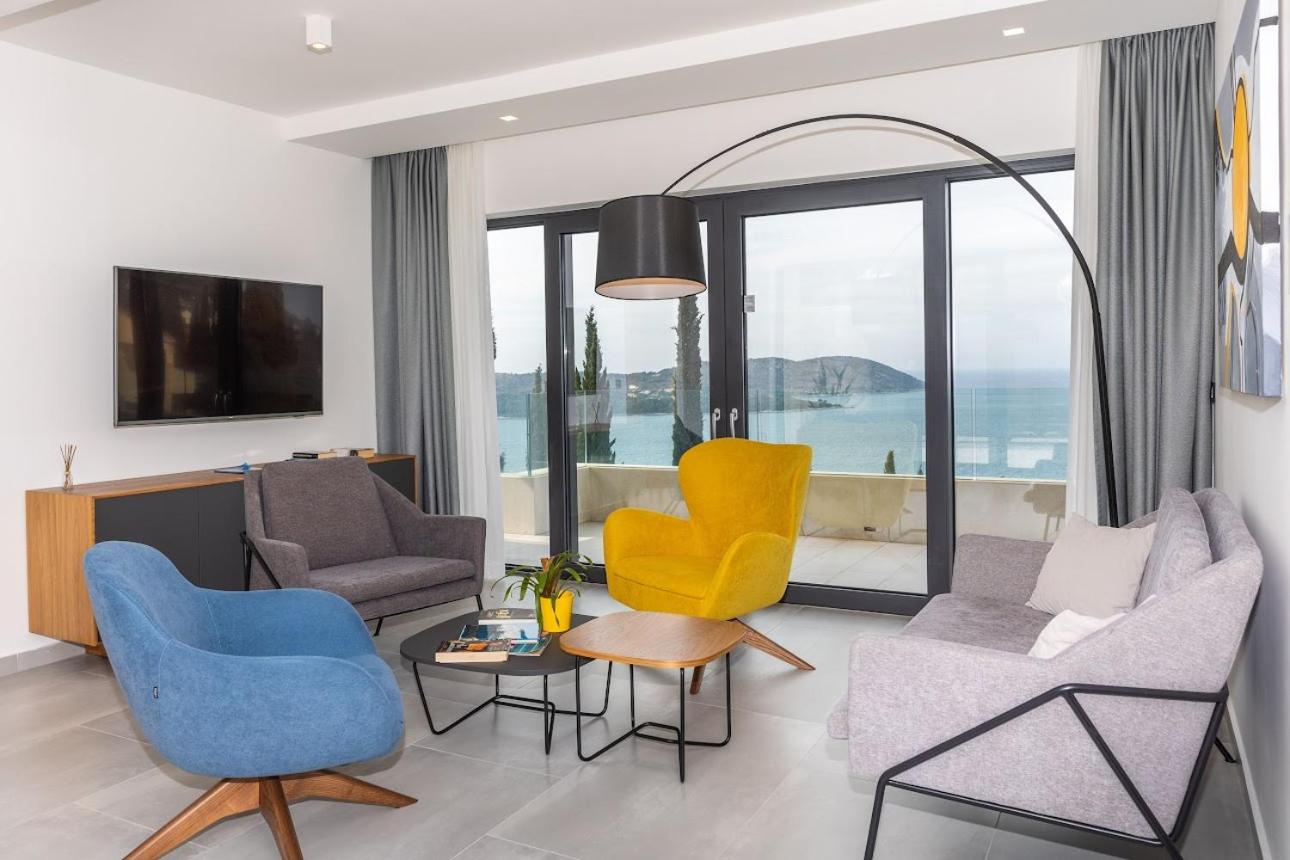 Luxury Villa Helios 5*