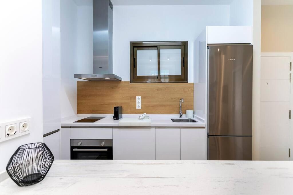 Chic apartment with parking in the heart of Malaga REMS