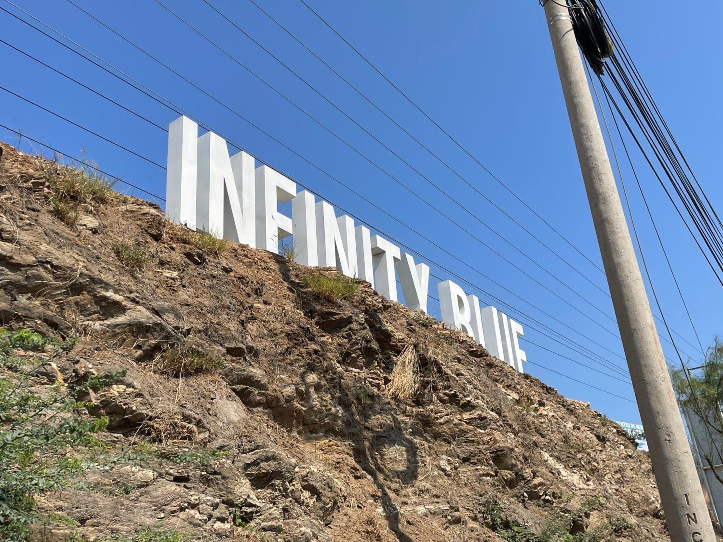 Infinity Blue - Playa Dormida