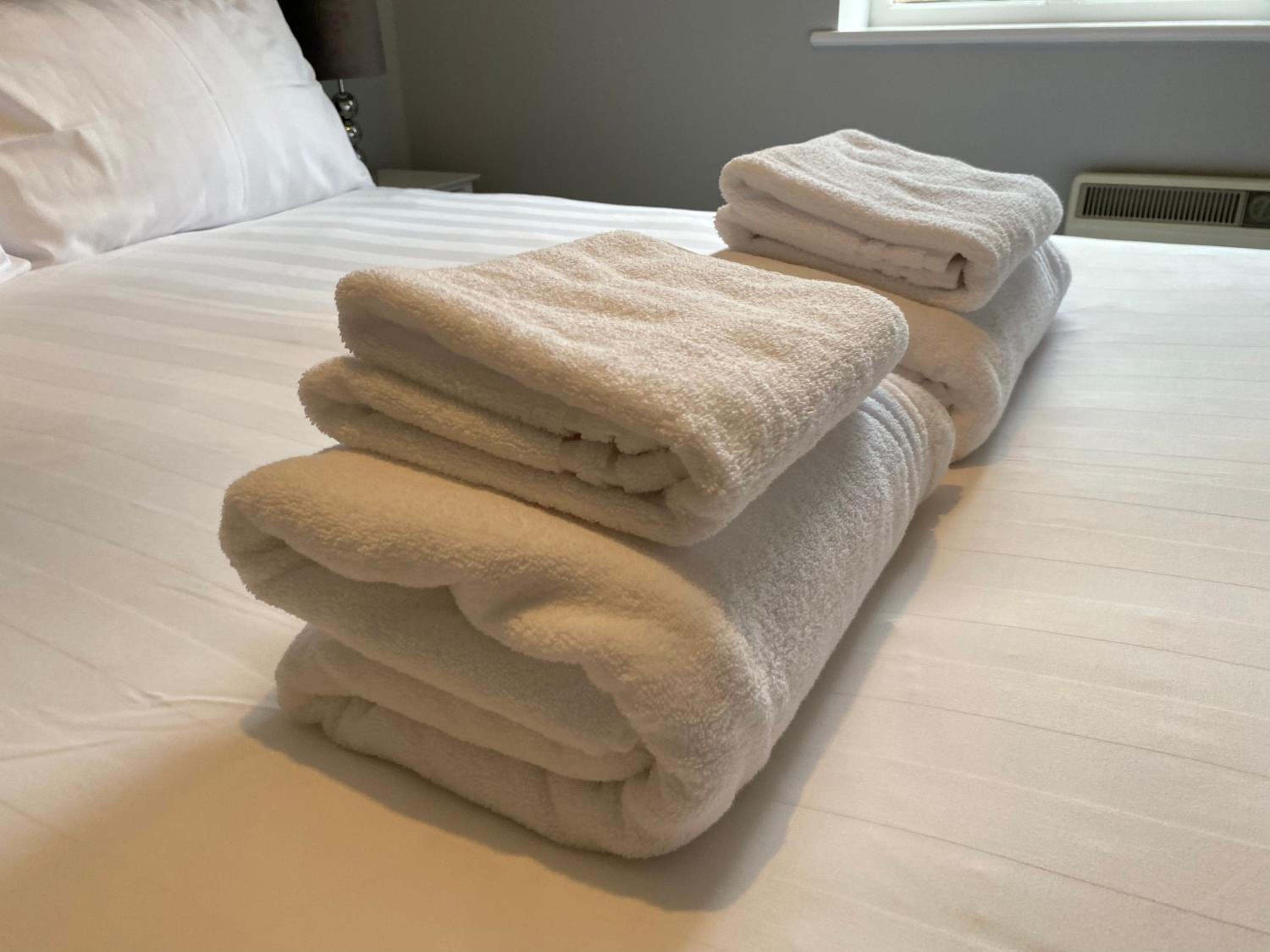 Luxury Riverside City Centre Apartment