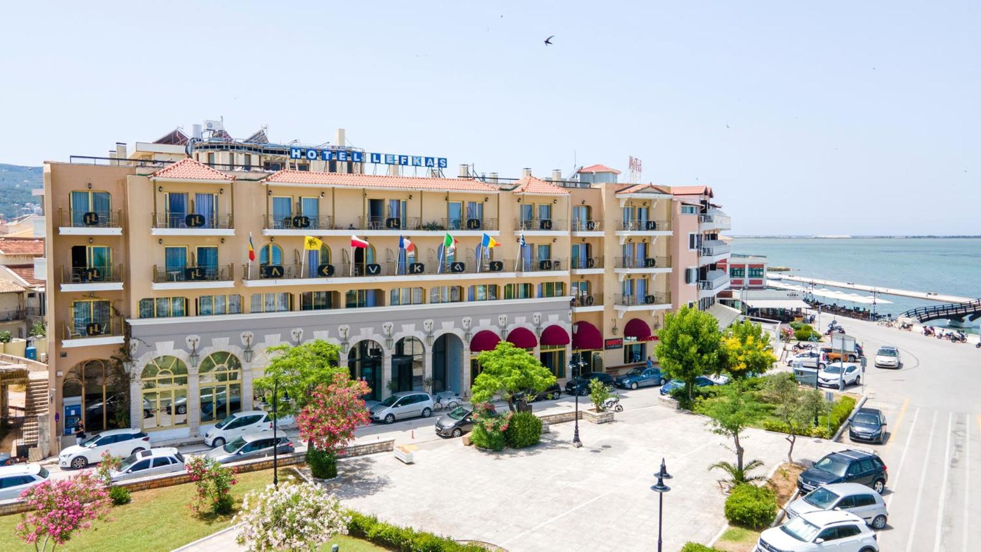 Hotel Lefkas - Image 1