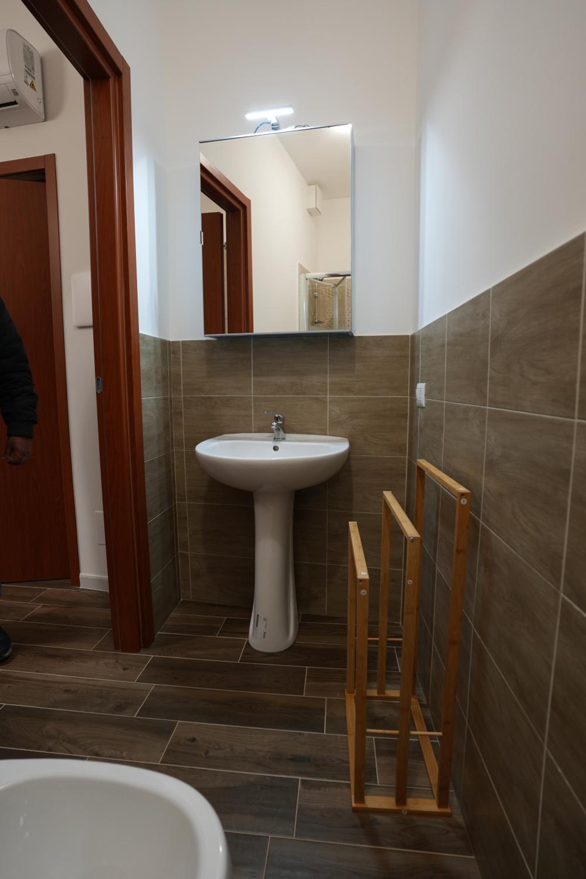 Photo 29