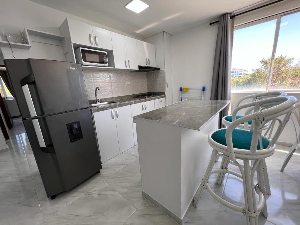 Liliana Prado Edificio Bailey Boat Apt 303