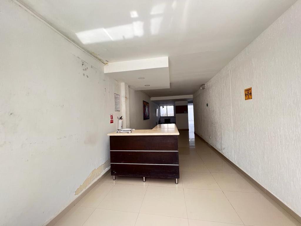 Liliana Prado Edificio Bailey Boat Apt 303