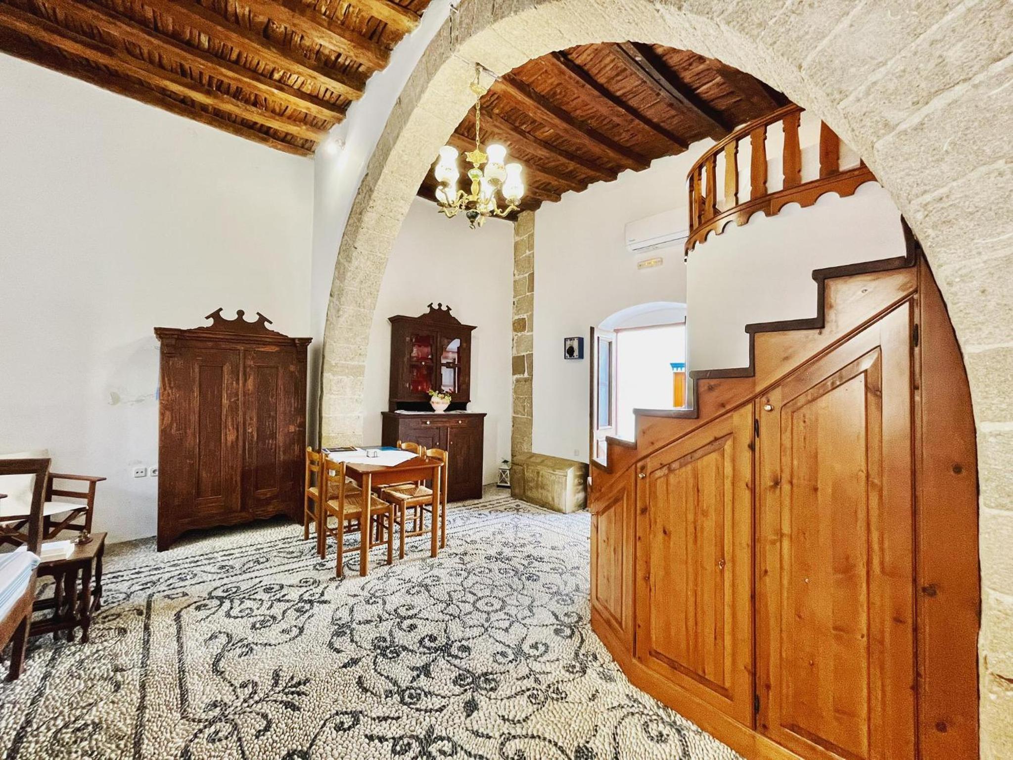 Traditional house in Koskinou view 5
