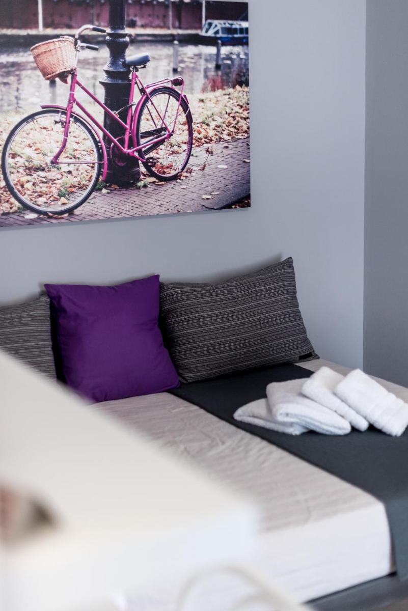 PargaLand Studios & Apartments