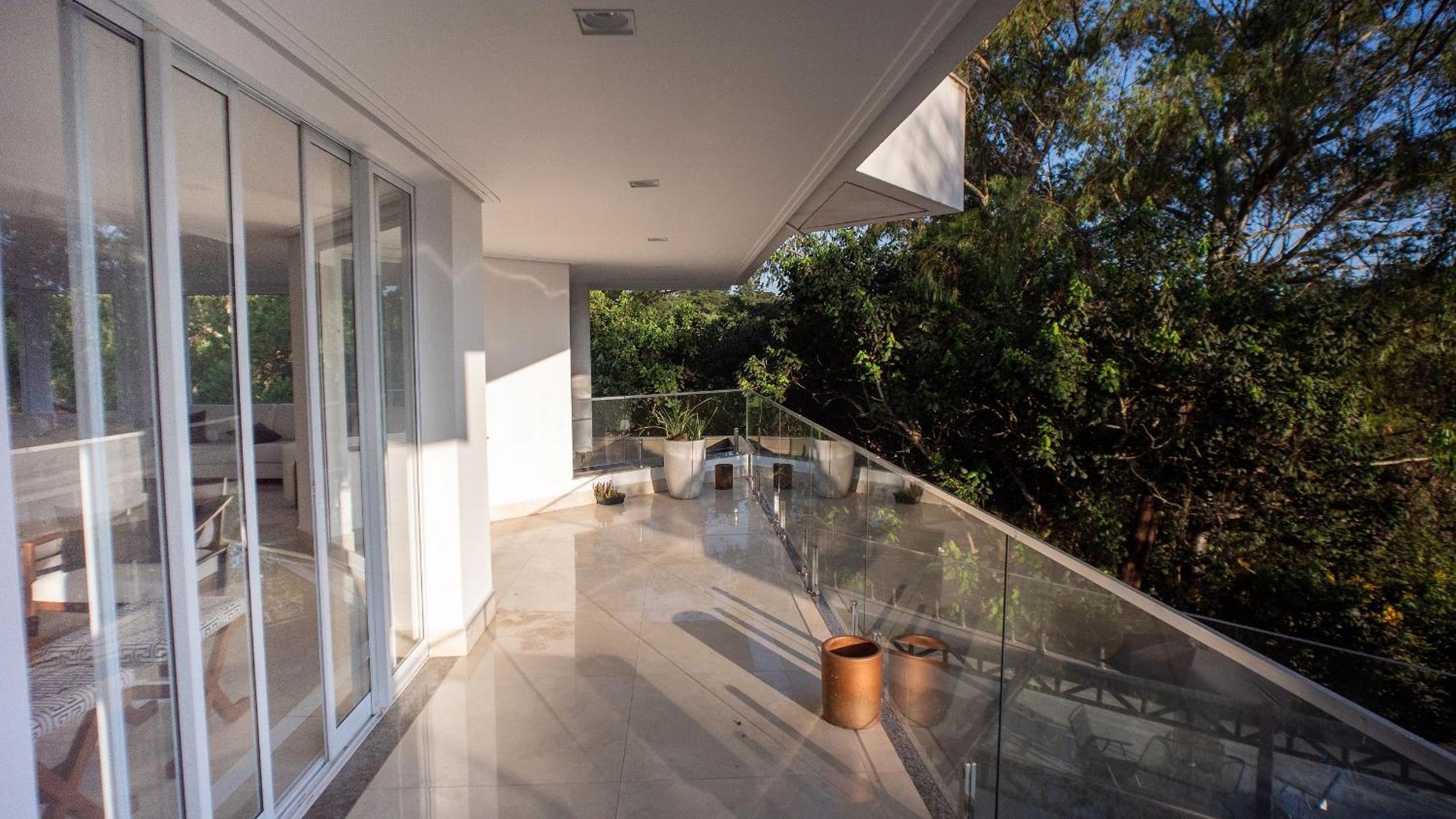 Mansão na Granja Viana