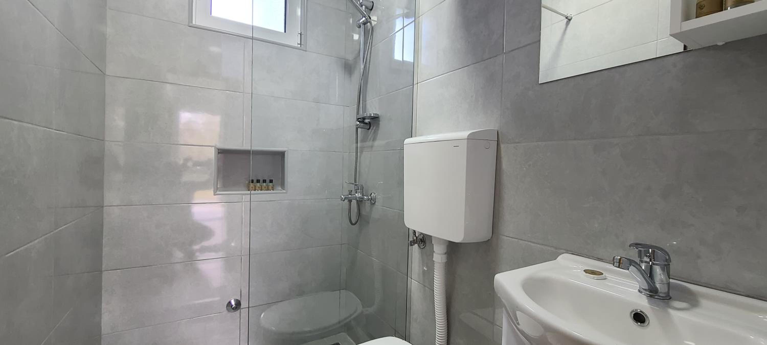 Photo 43